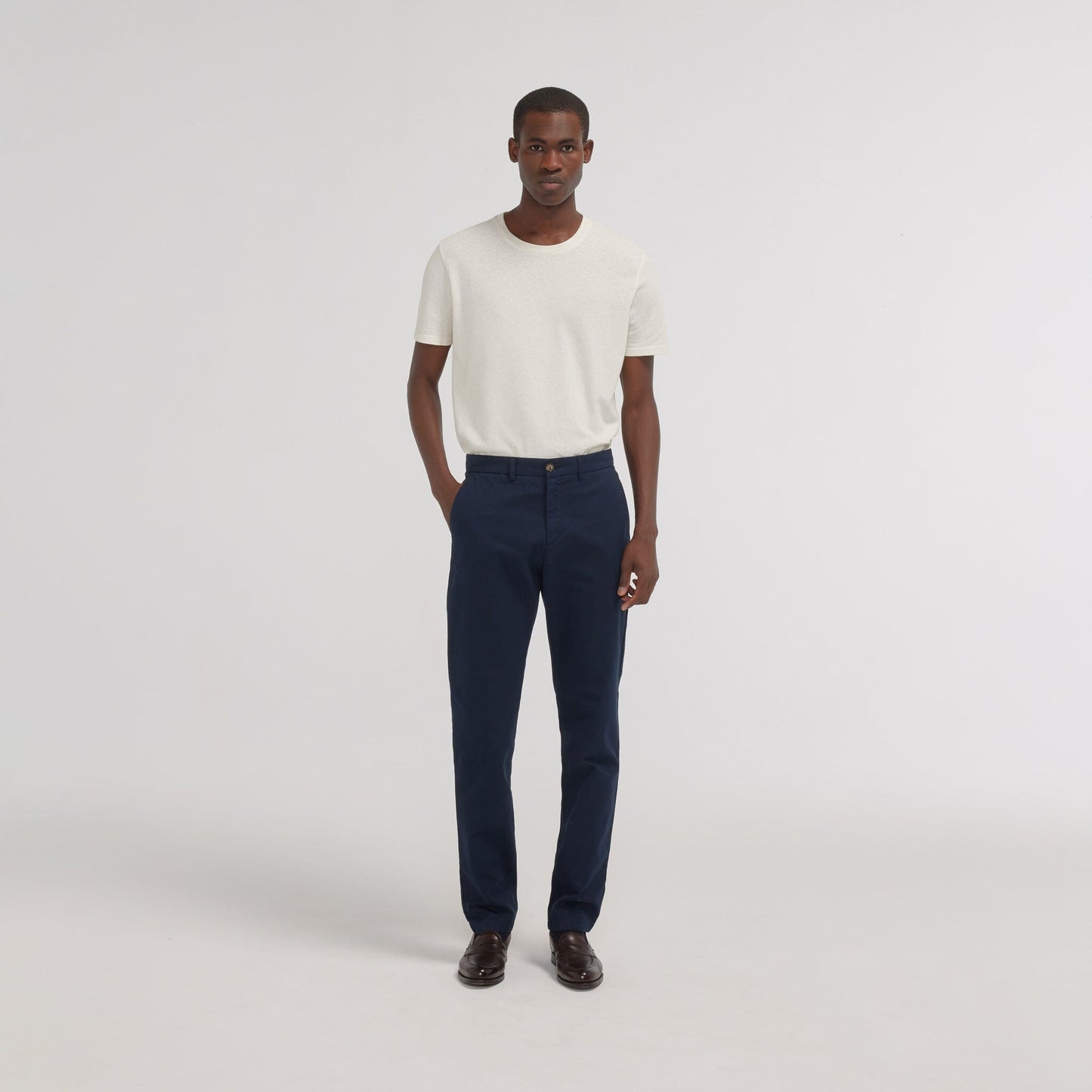 Chino bleu marine