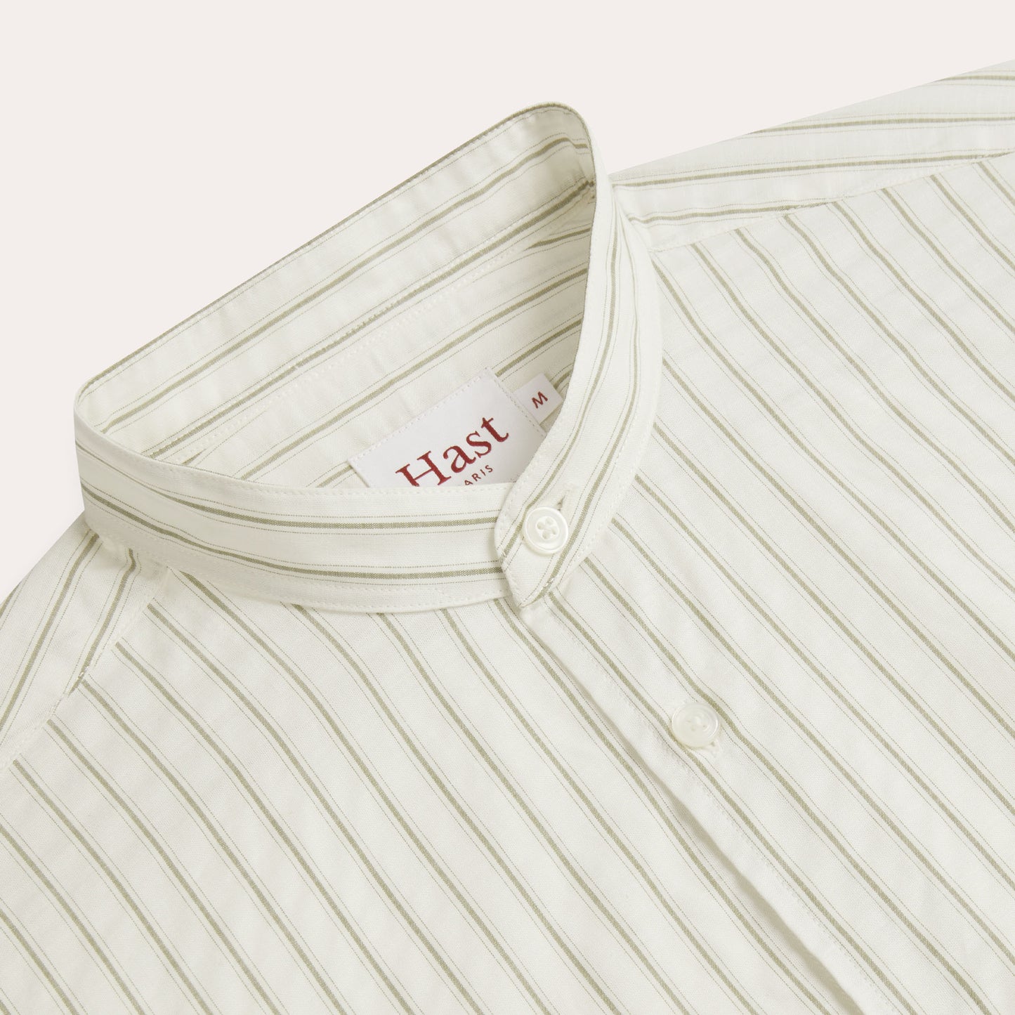 Chemise en coton écrue à rayures vertes