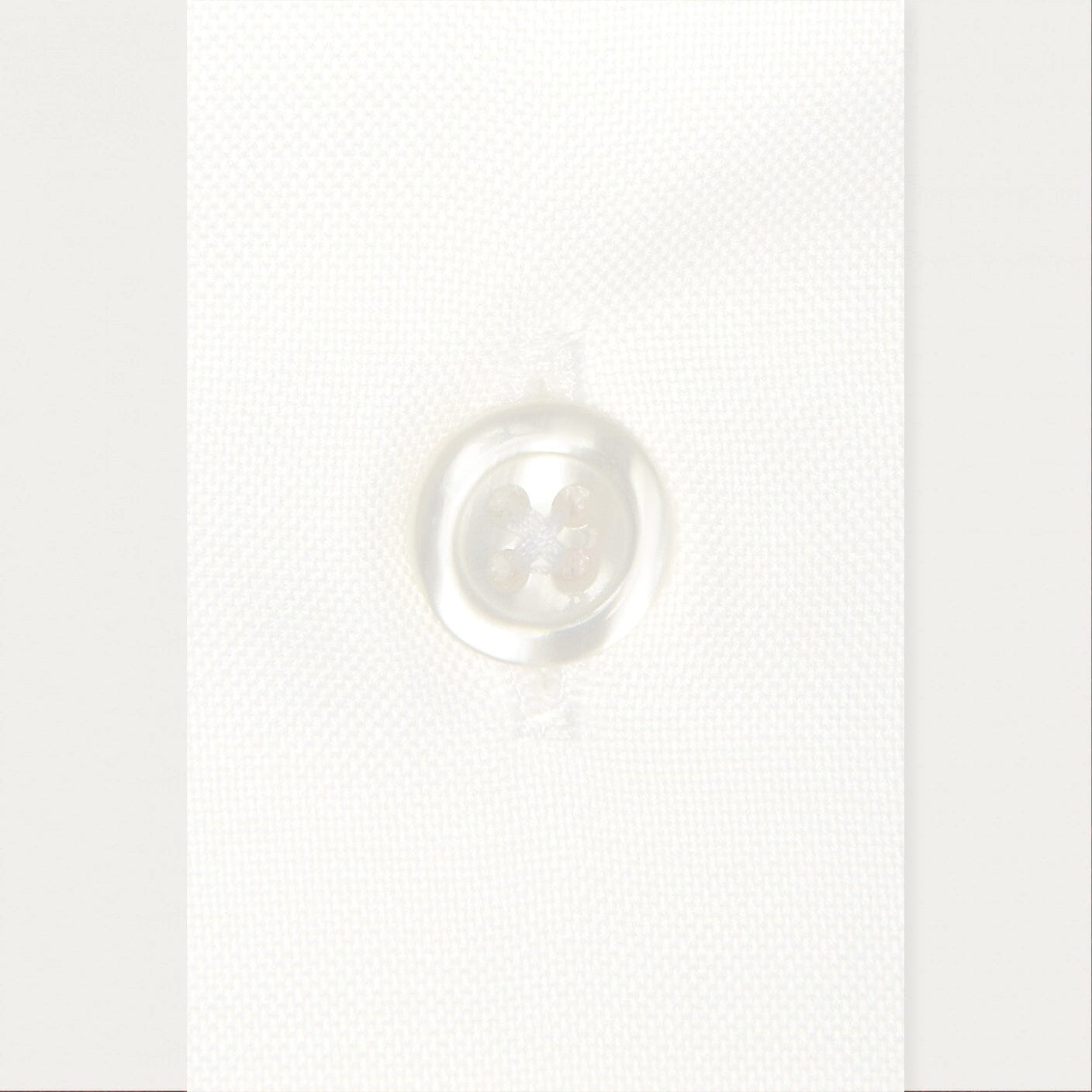 Chemise classique en oxford blanche à poignets mousquetaires