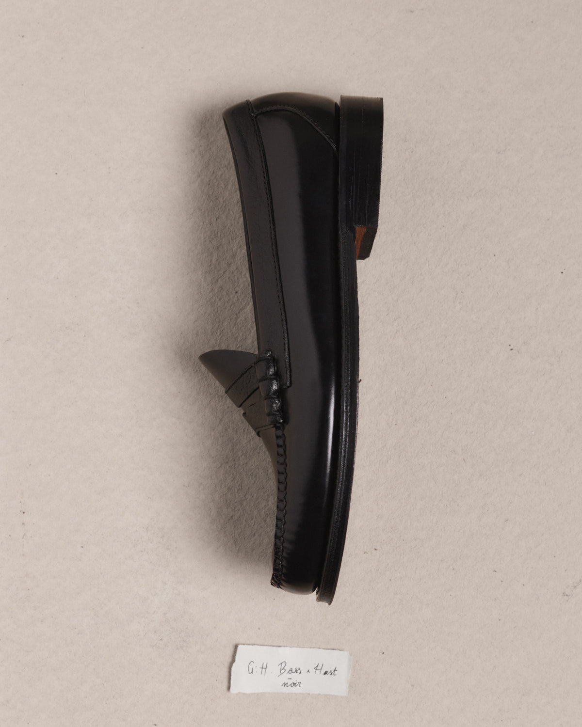 Weejuns Larson black leather loafers
