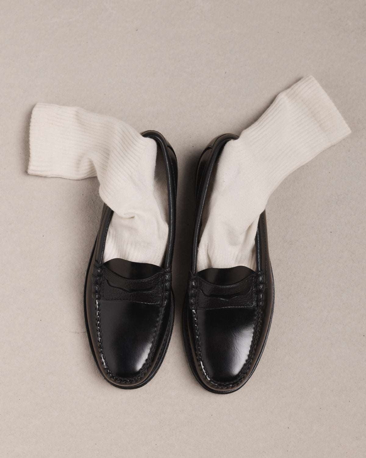 Weejuns Larson black leather loafers