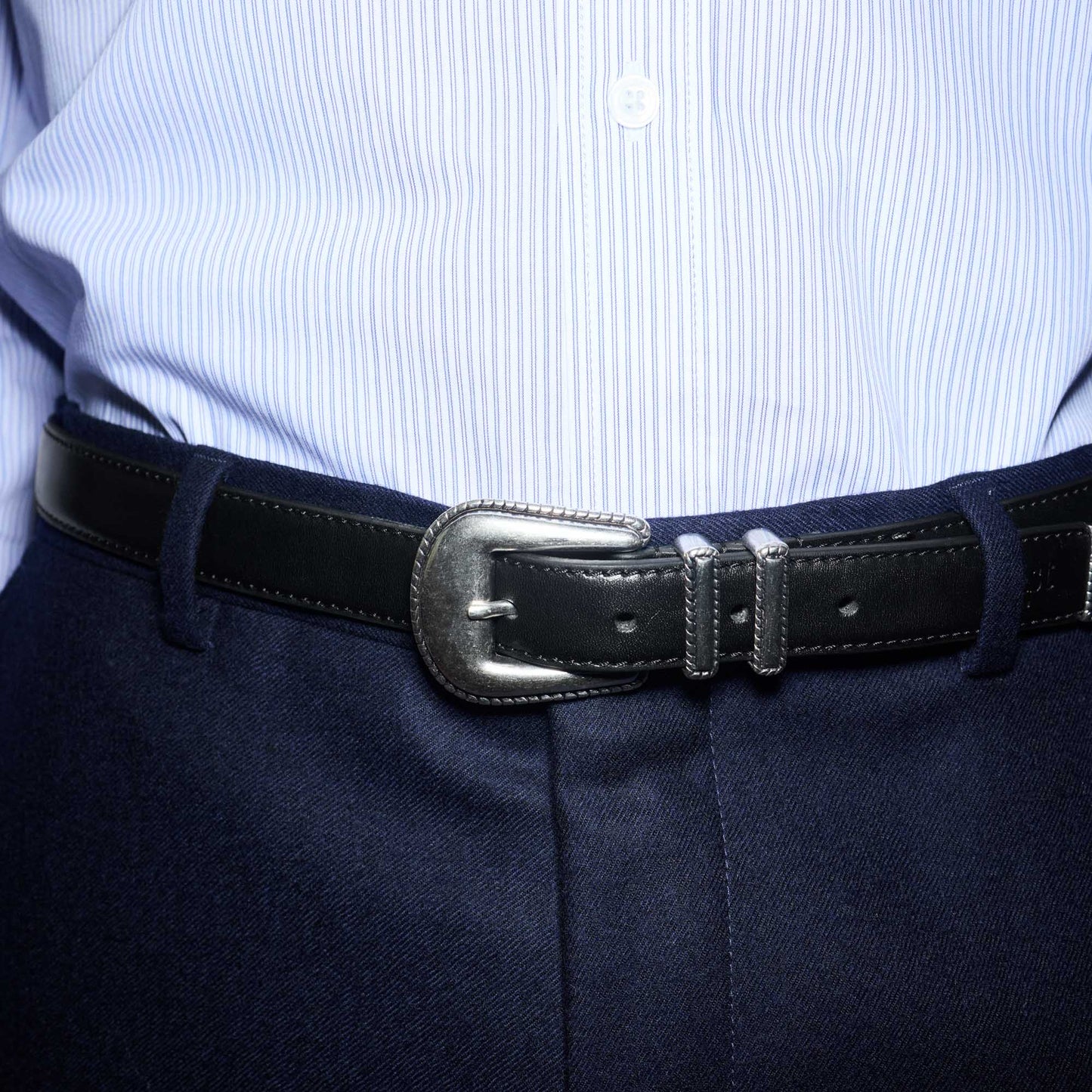 Ceinture western en cuir de taureau noir