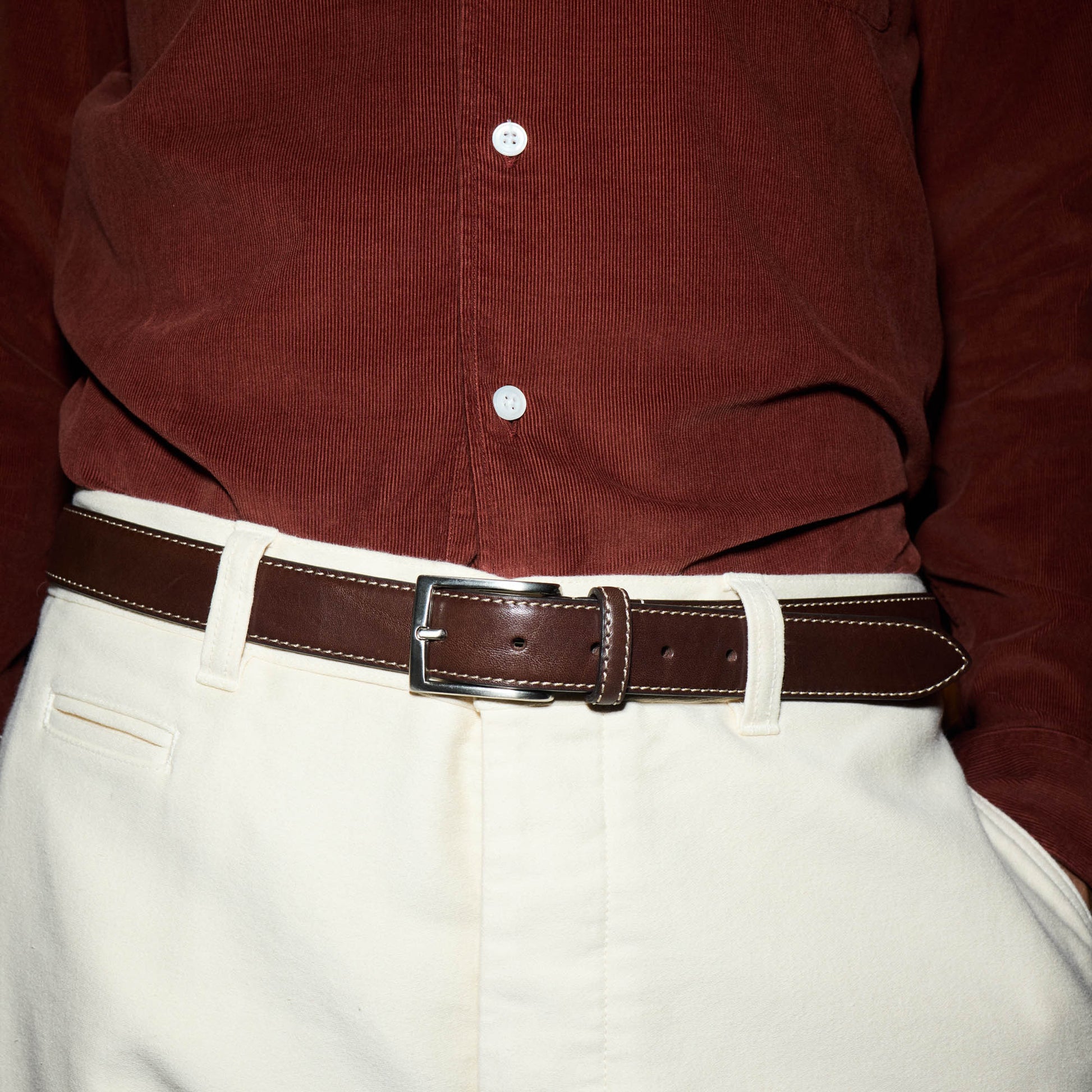 Ceinture en cuir de taureau marron foncé