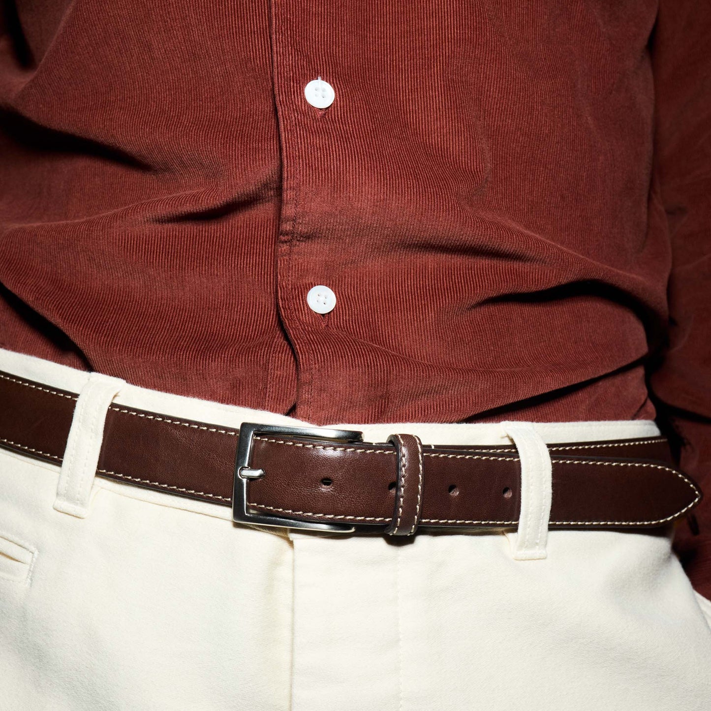 Ceinture en cuir de taureau marron foncé