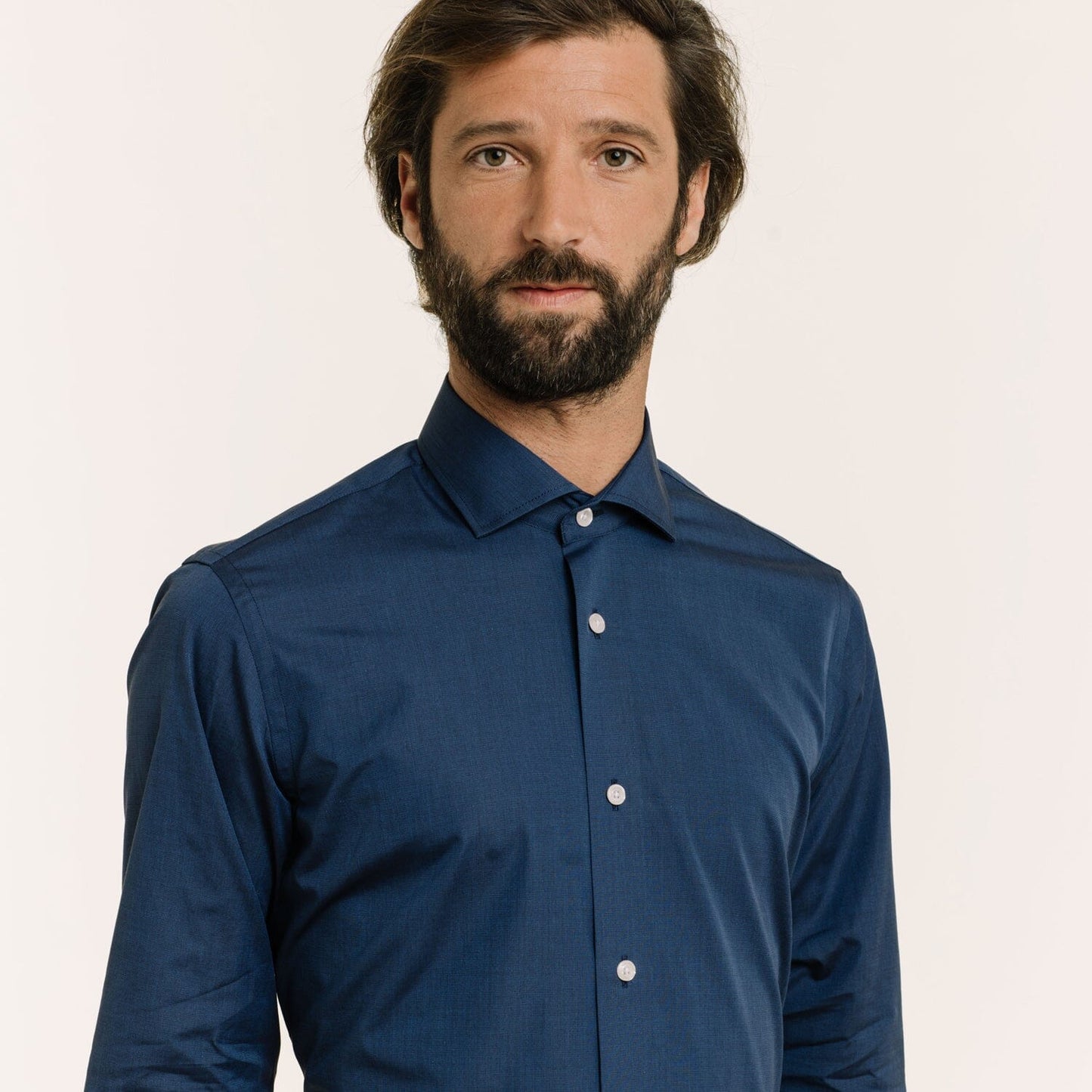 Chemise cintrée en fil-à-fil double retors bleu nuit