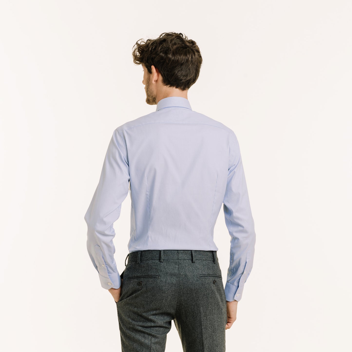 Fitted double-twisted Oxford shirt with fine blue stripes