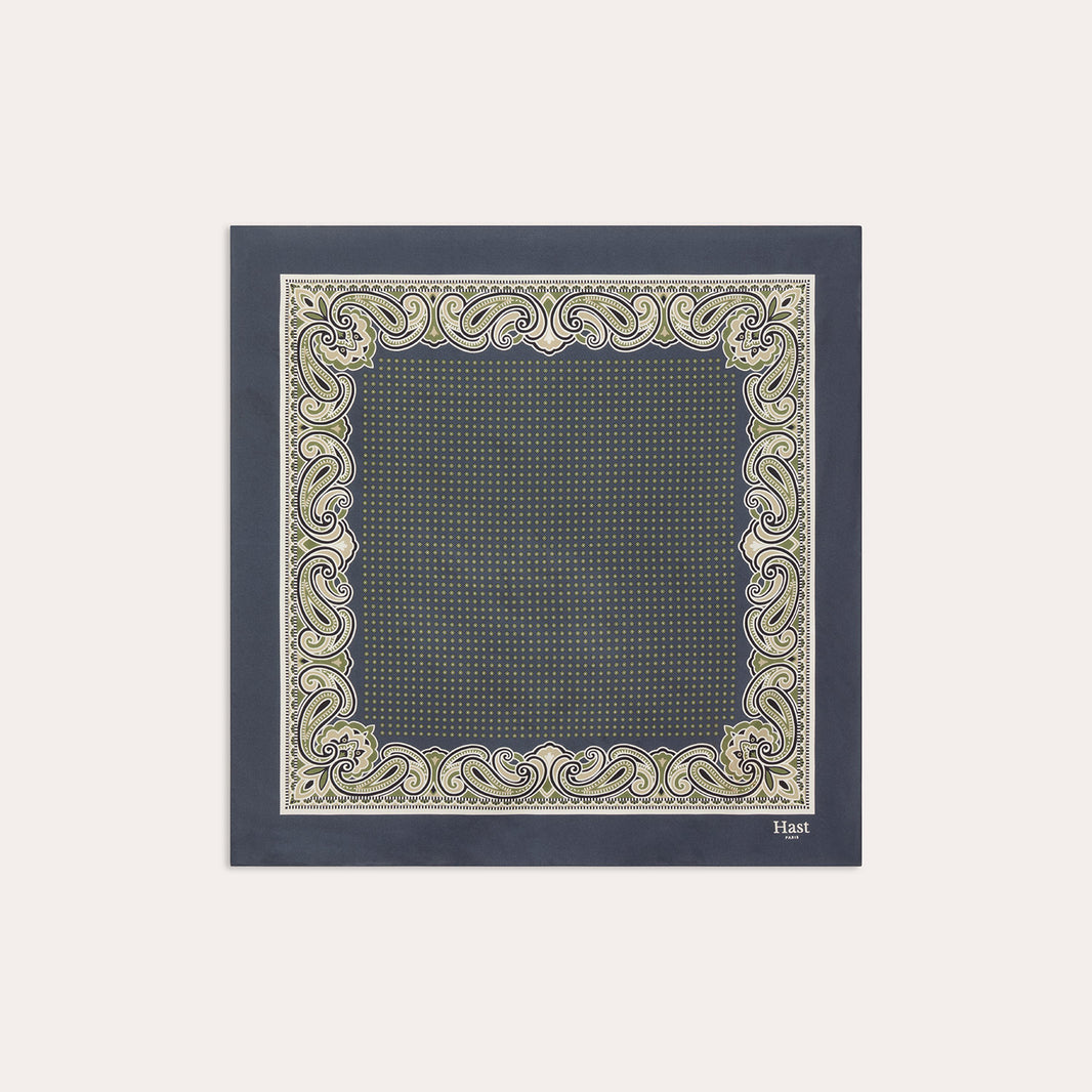 Bandana en soie verte à motif