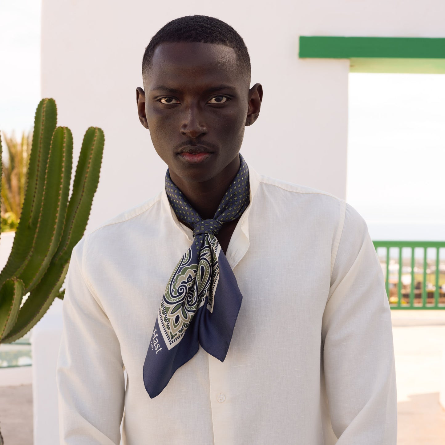 Bandana en soie verte à motif