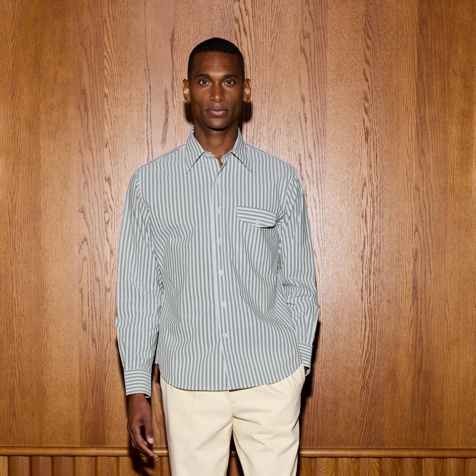 Chemise en popeline à rayures vertes et blanches