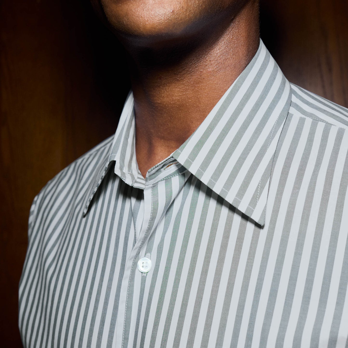 Chemise en popeline à rayures vertes et blanches