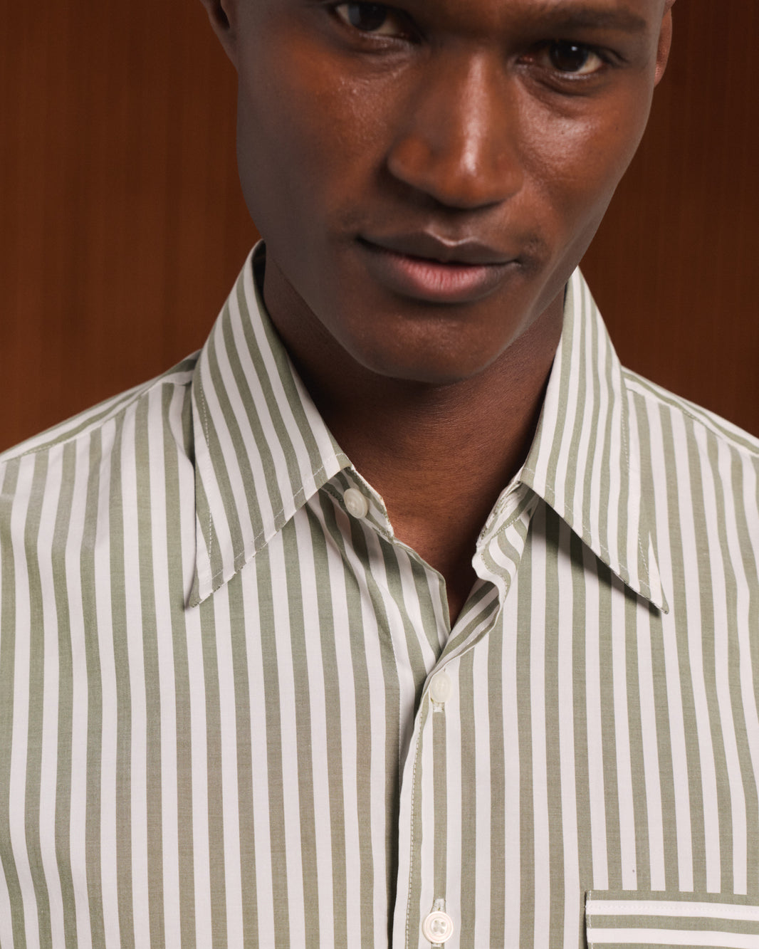 Chemise en popeline à rayures vertes et blanches