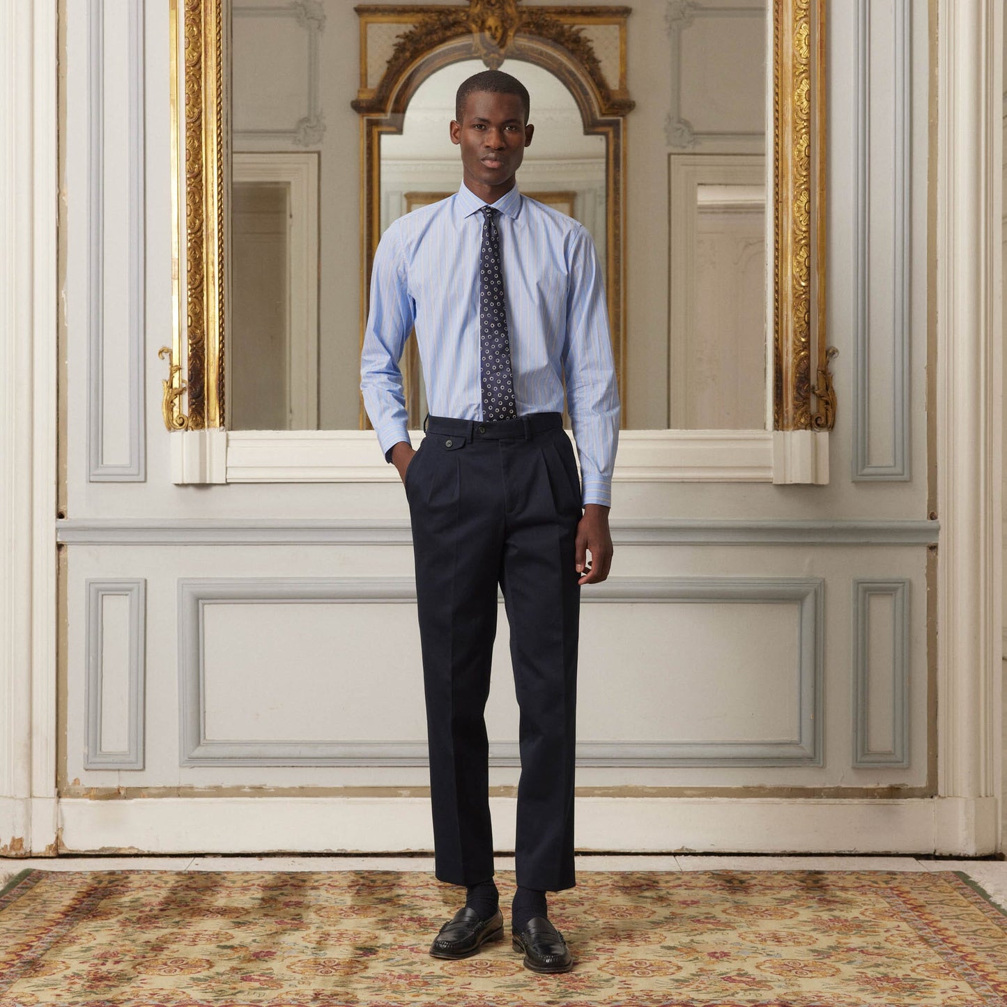 Chemise en popeline bleue à rayures