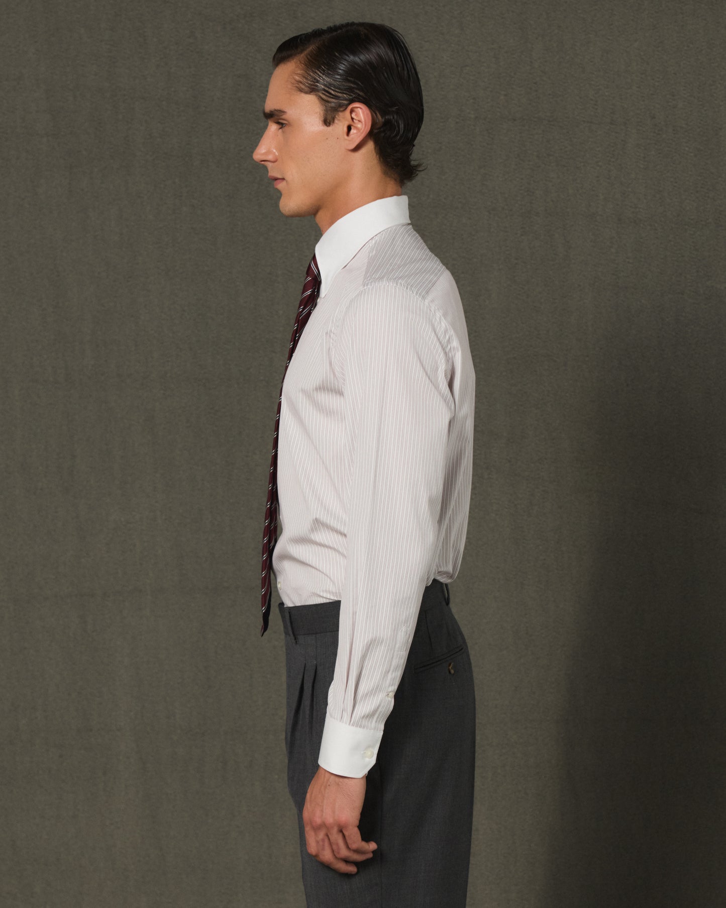 Formal shirt in white and burgundy striped cotton with white collar