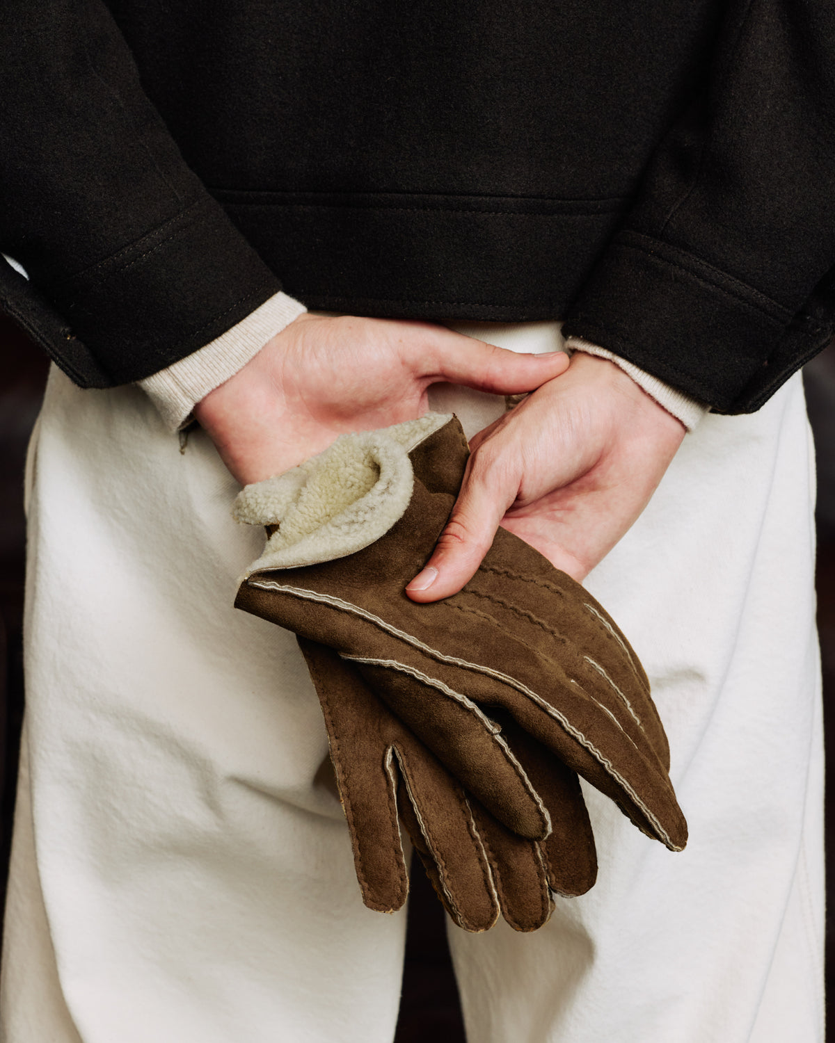Camel shearling gloves