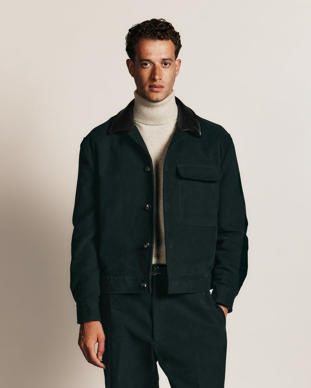 Blouson boxy en moleskine de coton vert