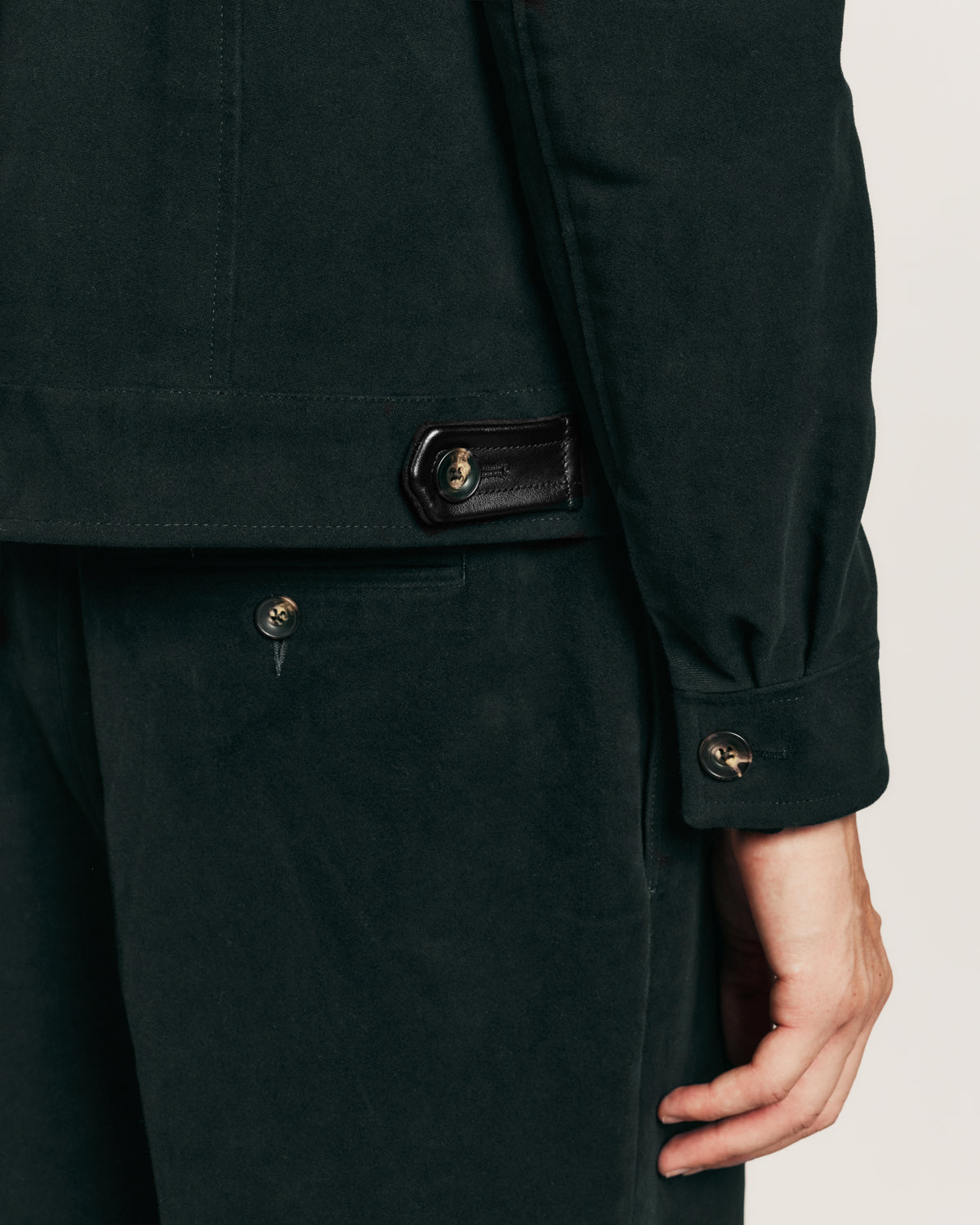 Blouson boxy en moleskine de coton vert