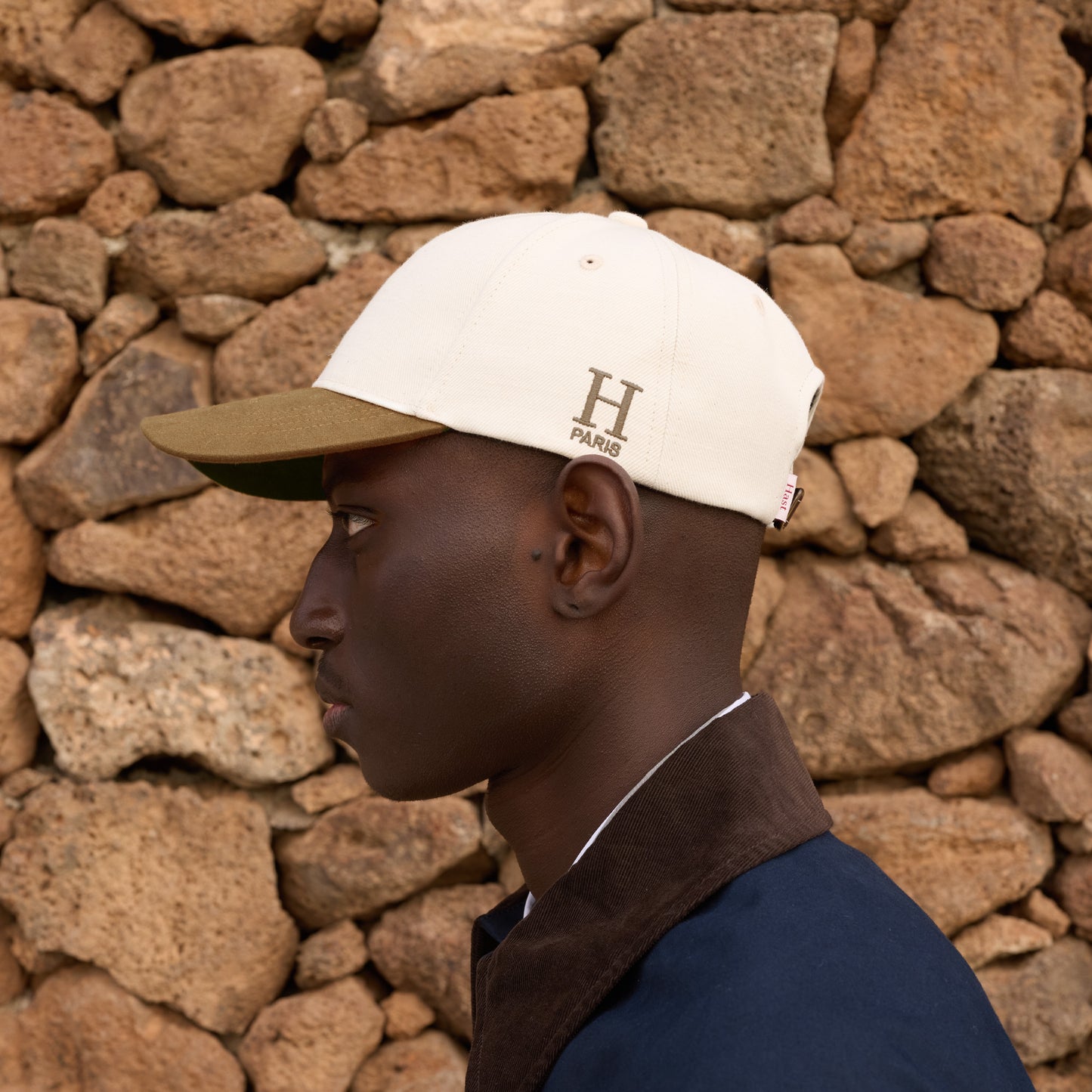 Casquette en coton et lin écru et bronze