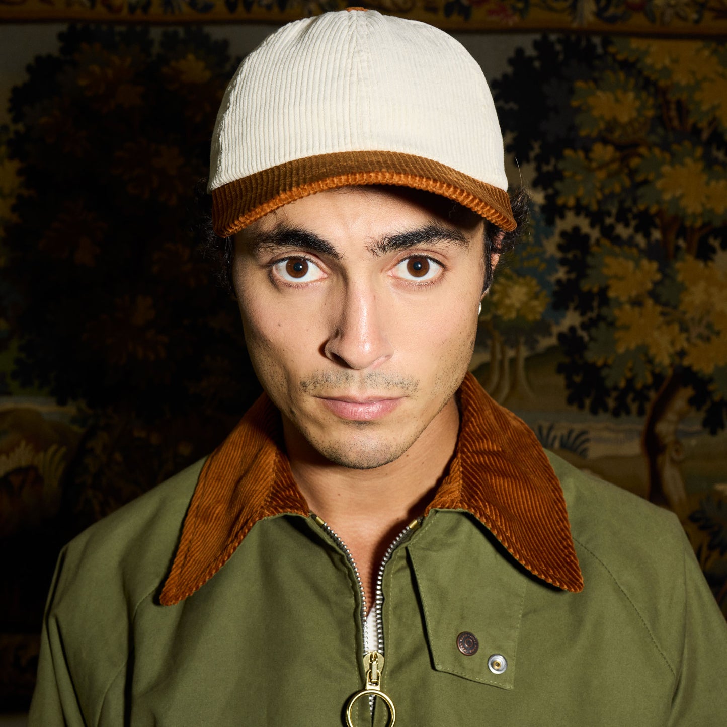 Casquette en velours côtelé écrue et cognac