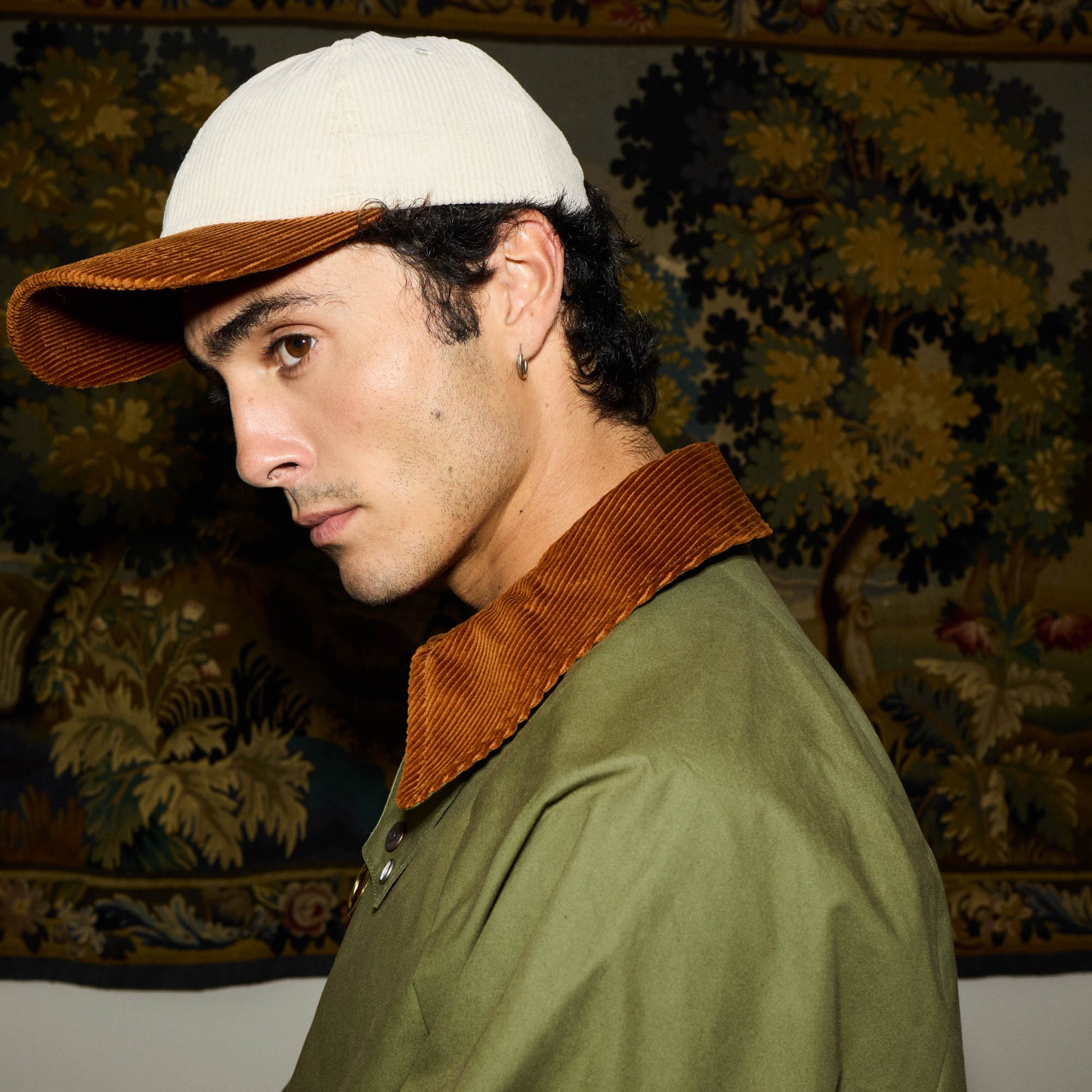 Casquette en velours côtelé écrue et cognac