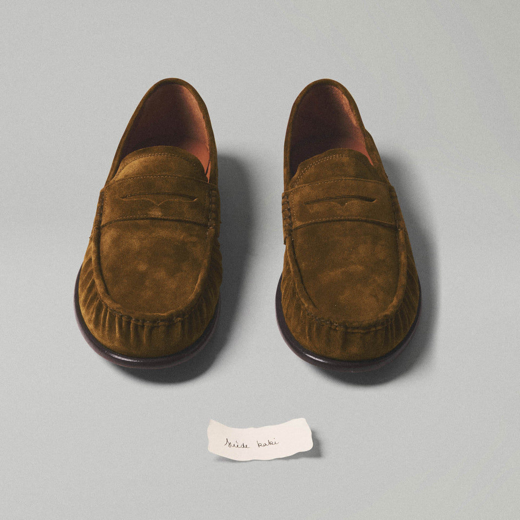 Mocassin en cuir suède kaki