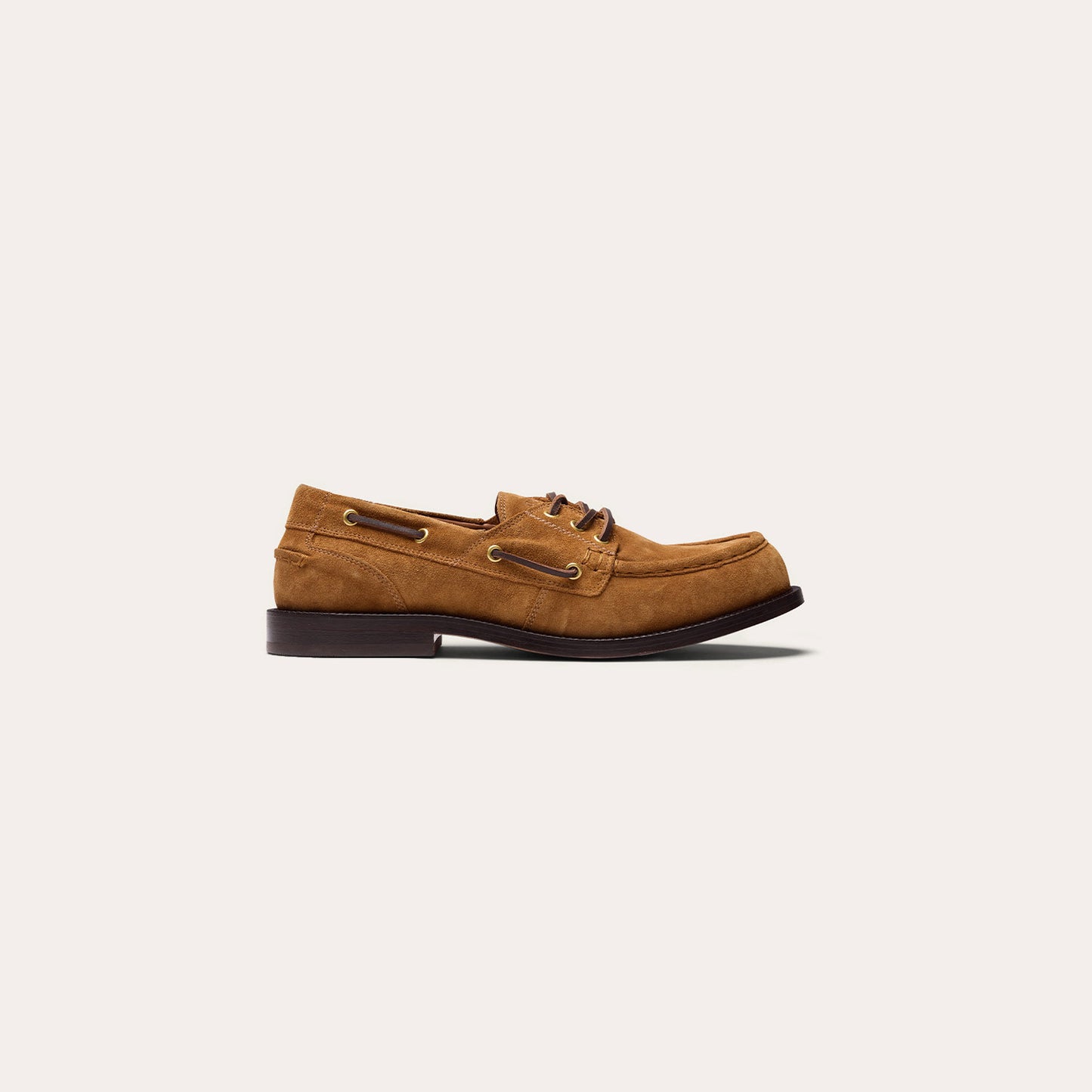 Chaussure bateau en cuir suède ambre