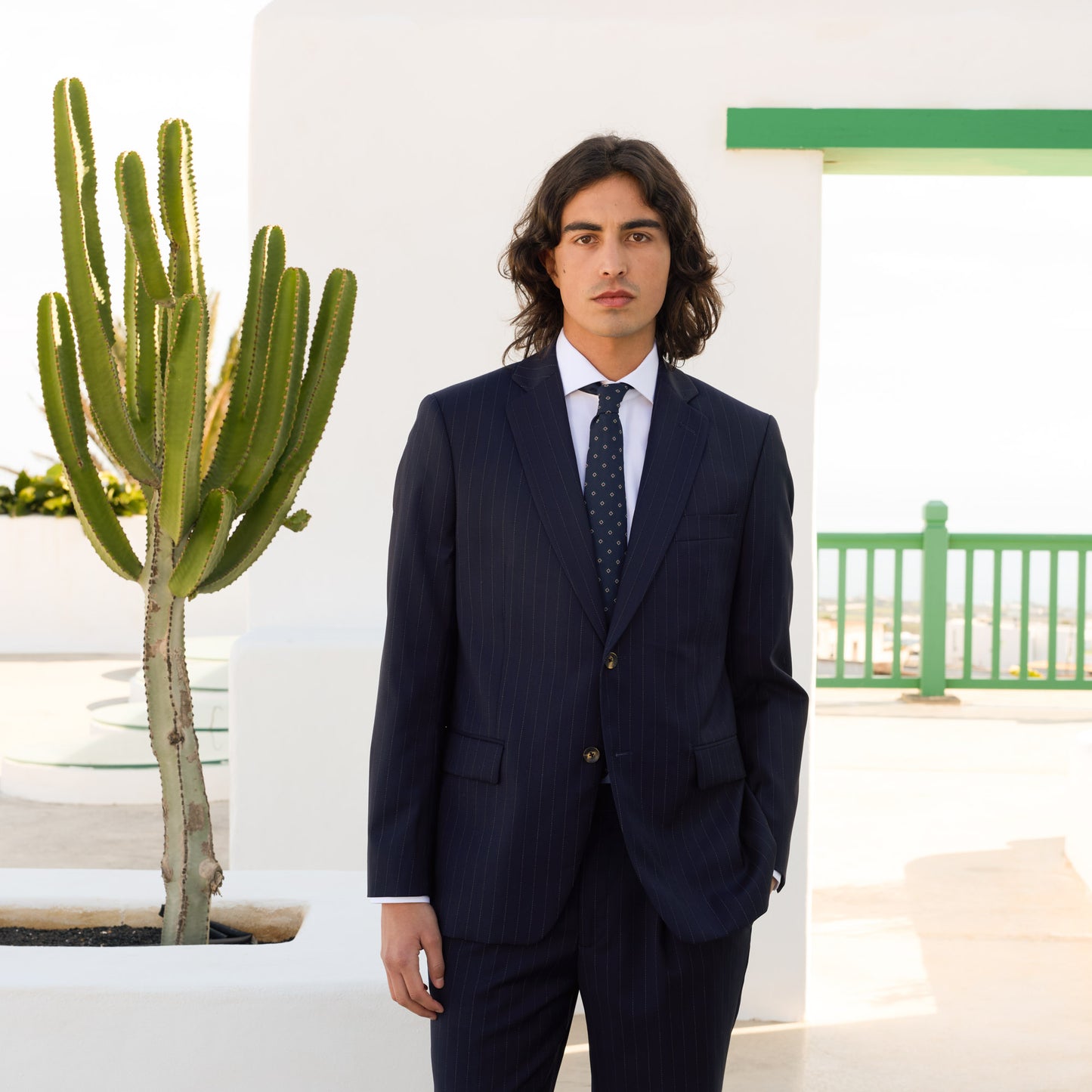 Veste en laine marine à rayures