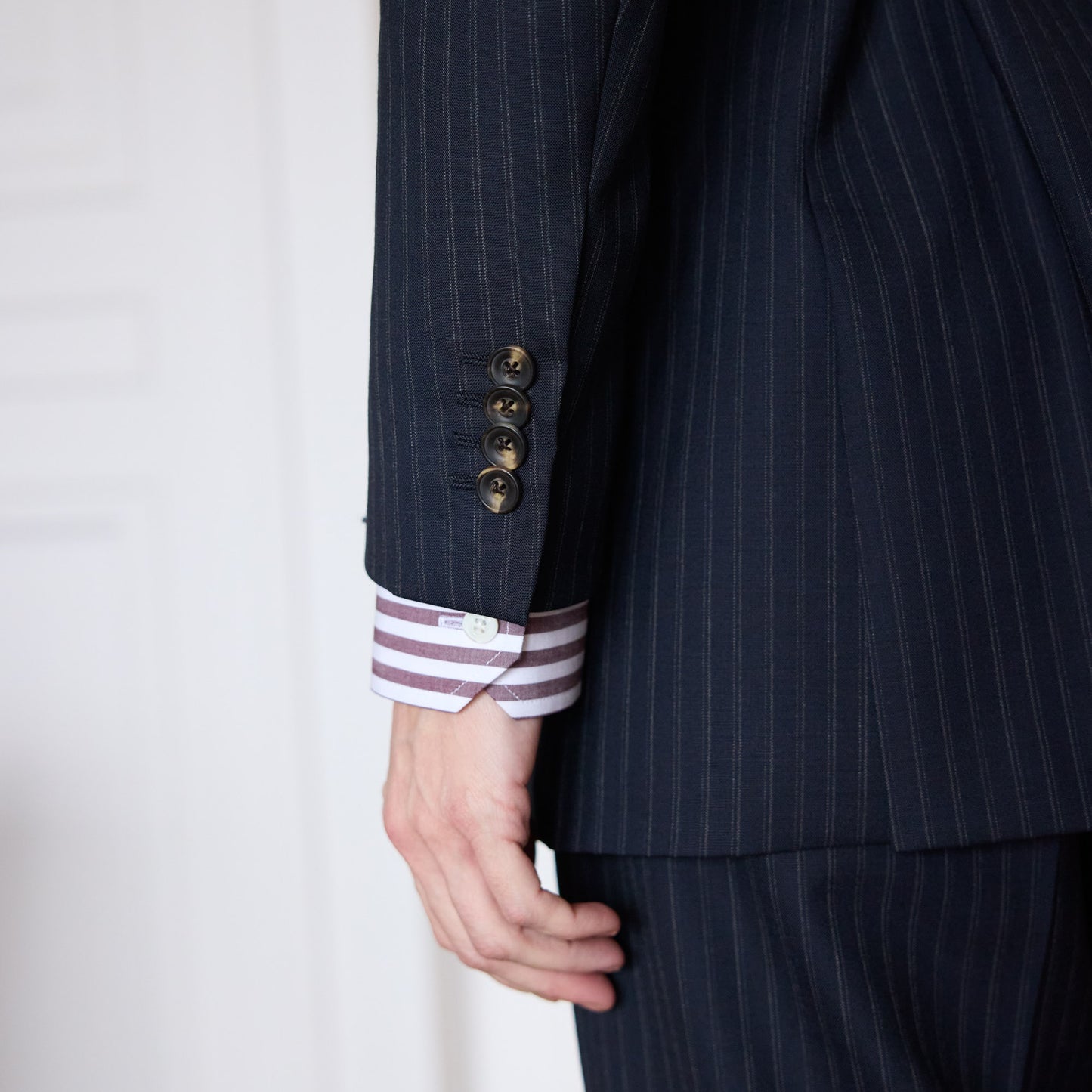 Veste tailleur en laine rayée marine