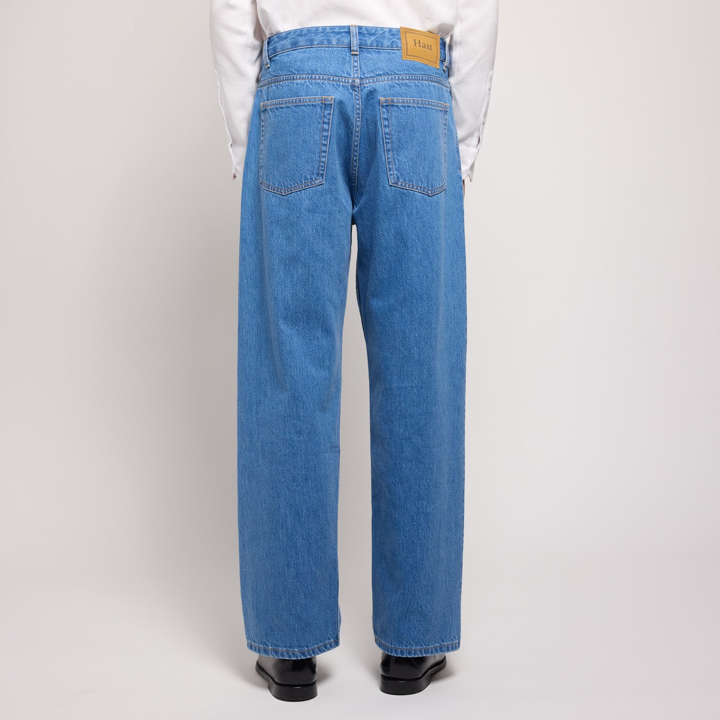 Jean droit bleu en coton italien