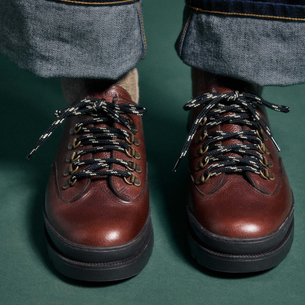 Urban hiking shoes in grain leather – Hast x Kleman
Made in France