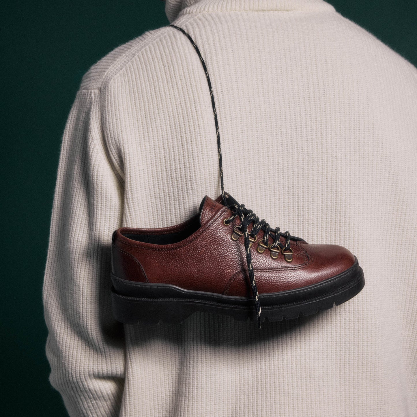 Hiking-boots basses en cuir grainé – Hast x Kleman