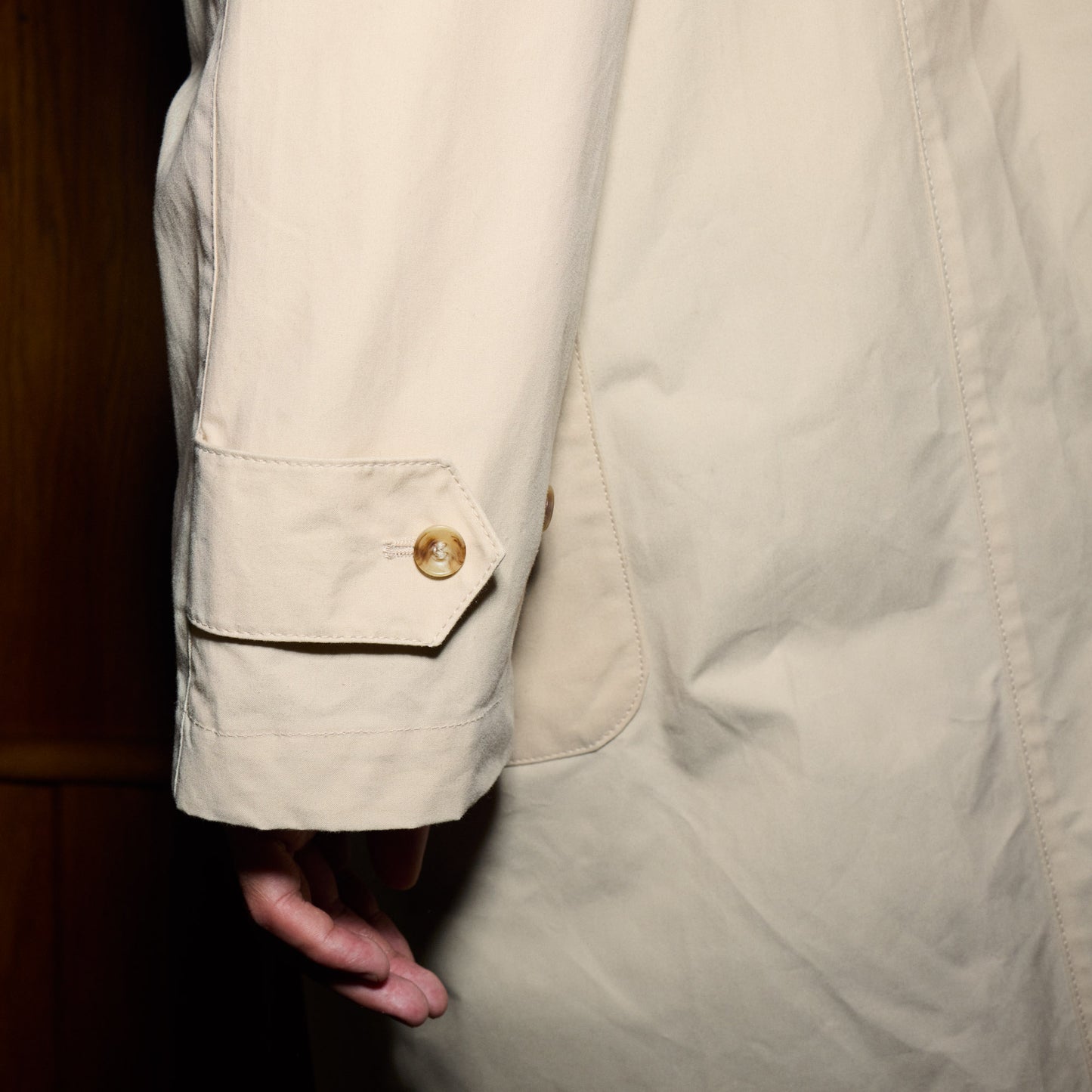 Balmacaan en coton ciré beige