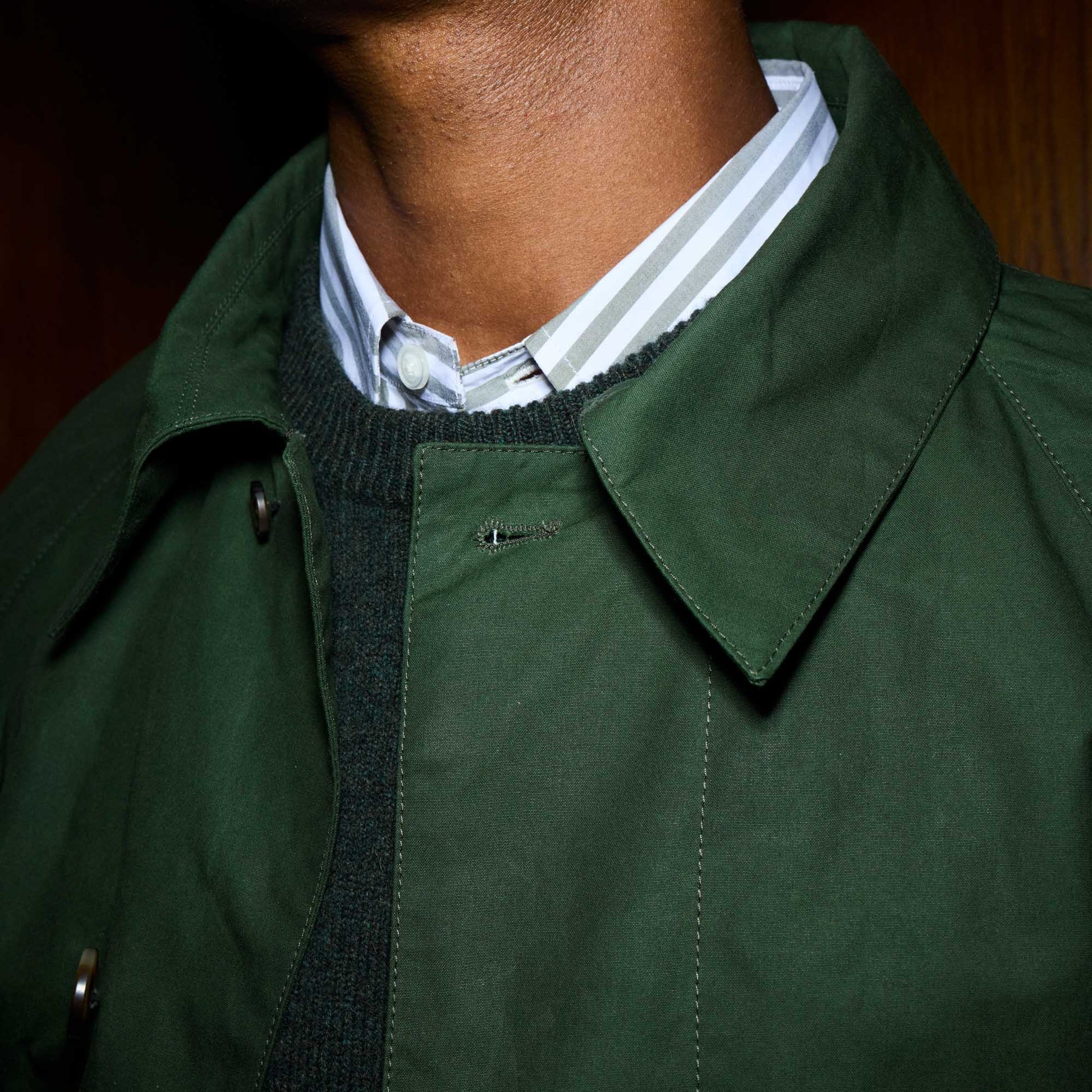 Balmacaan en coton ciré vert