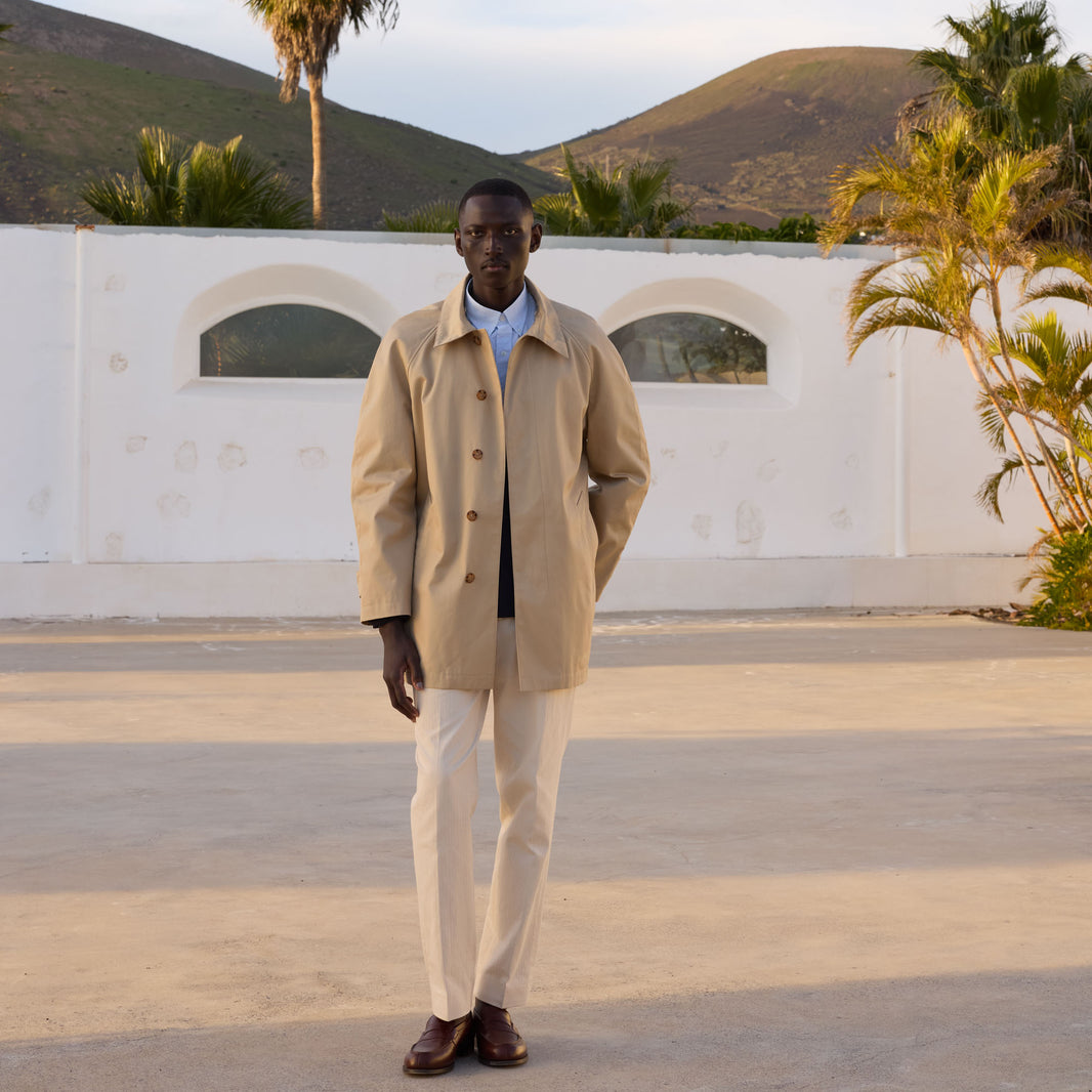 Manteau en coton imperméable beige col velours marron