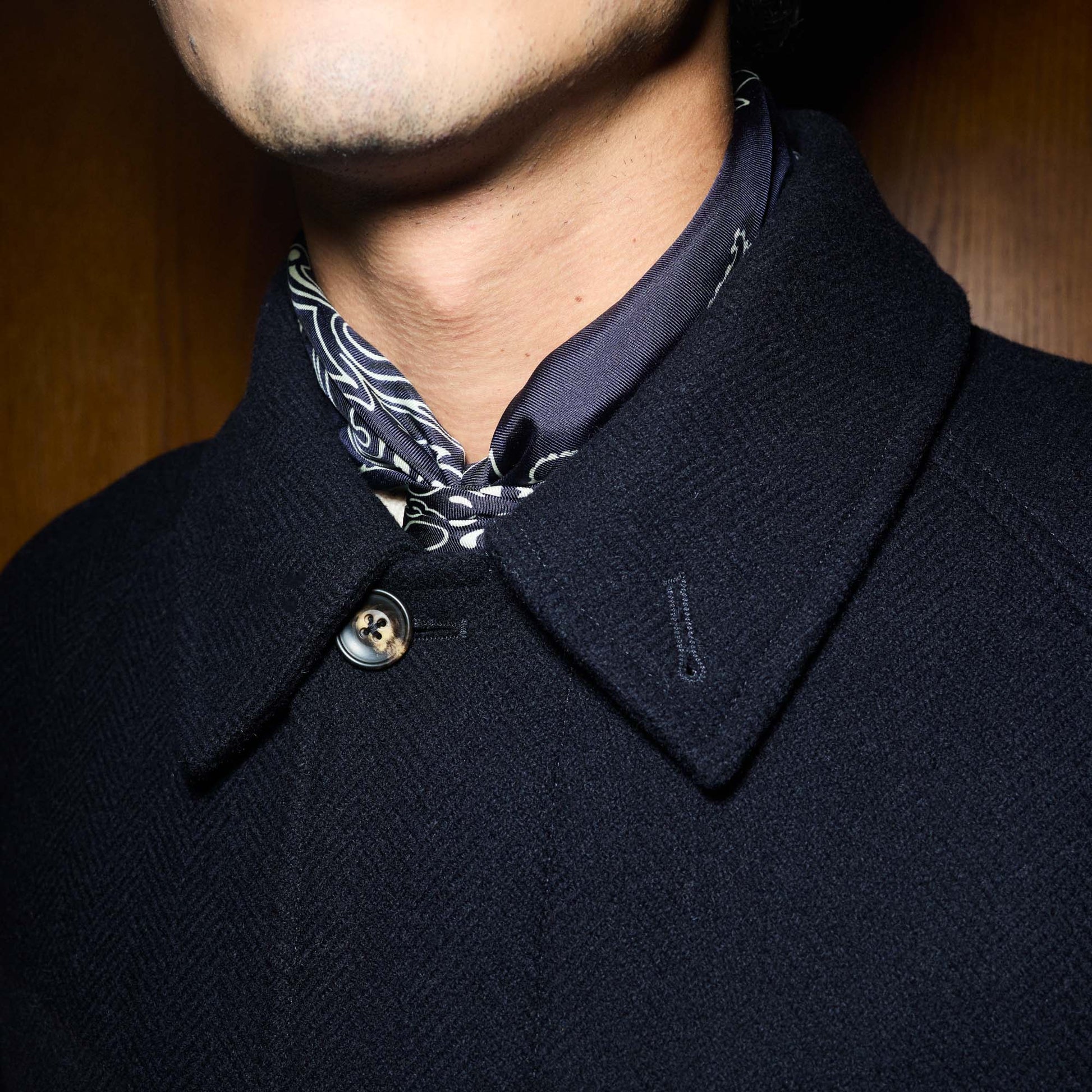 Manteau balmacaan en laine vierge bleu marine