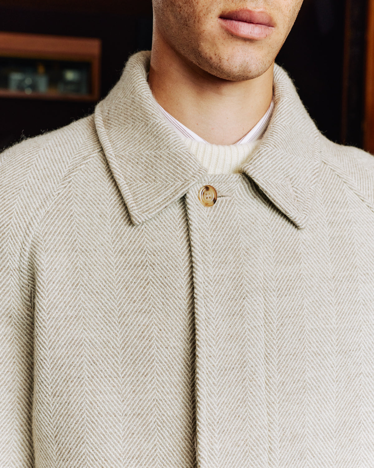 Ecru herringbone virgin wool Balmacaan coat