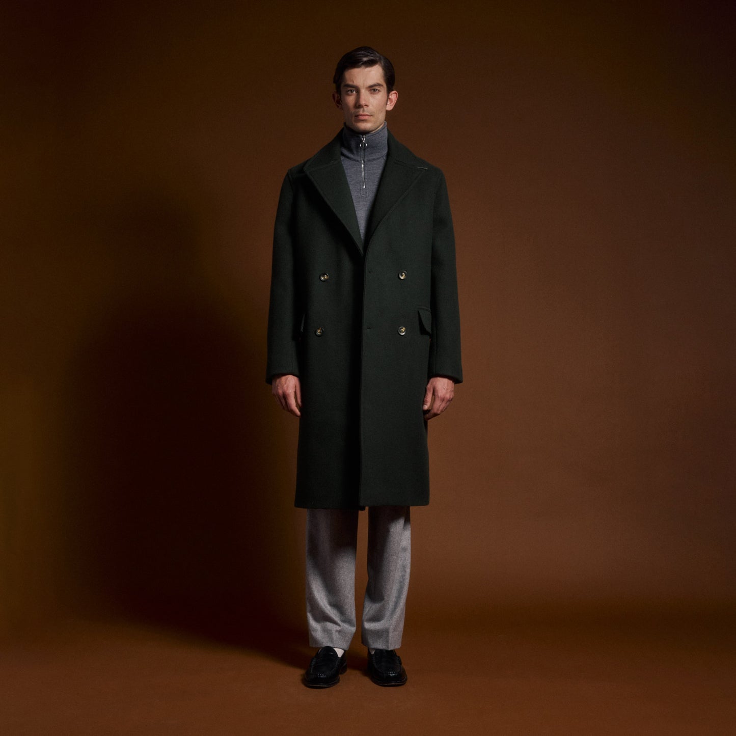 Double-breasted coat in green wool