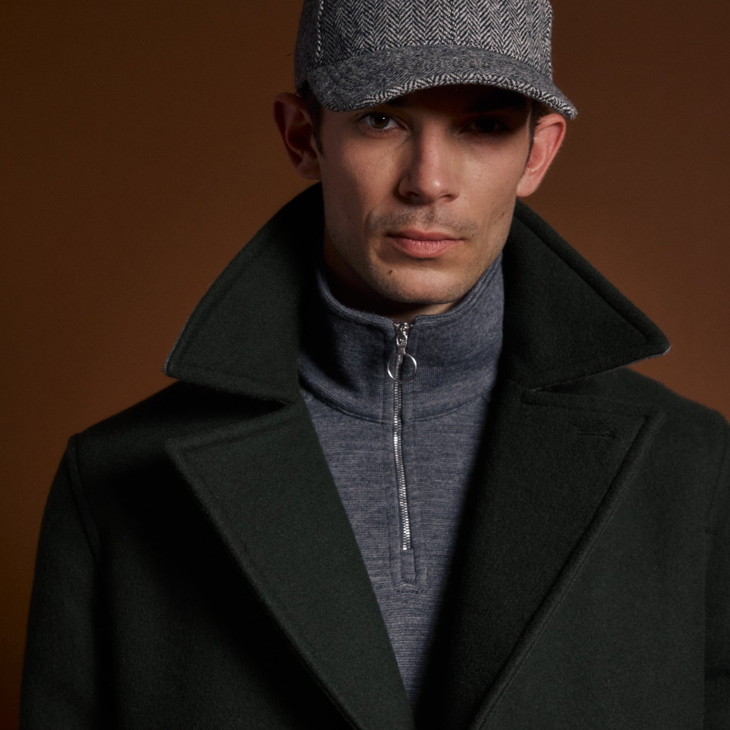 Double-breasted coat in green wool