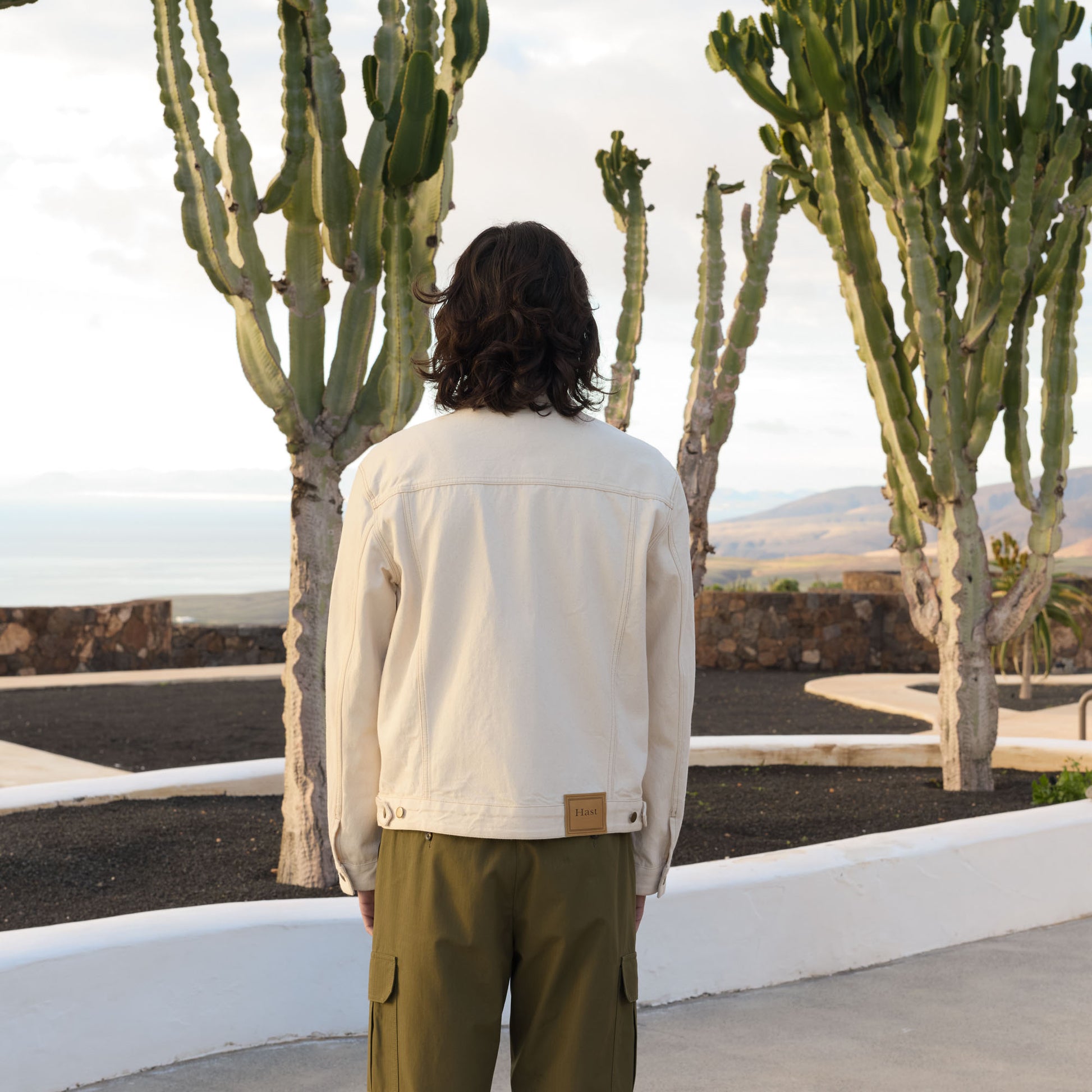 Veste en jean écru col velours
