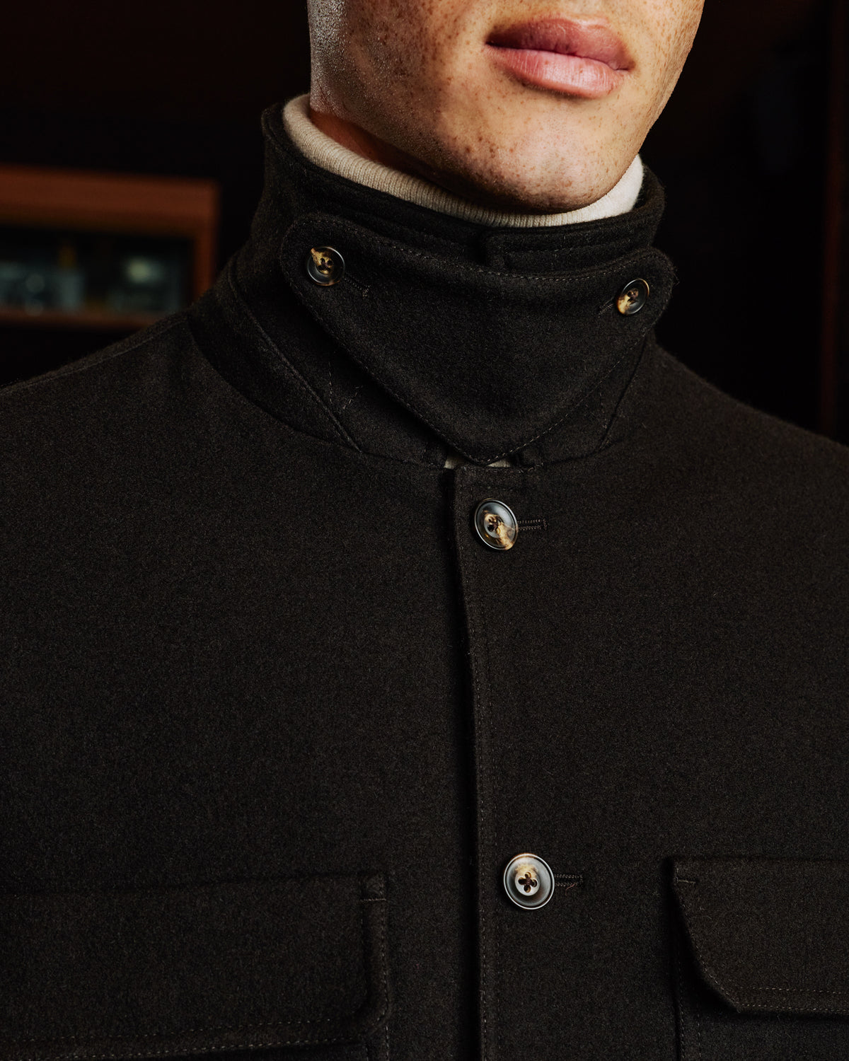 Braune Wolljacke