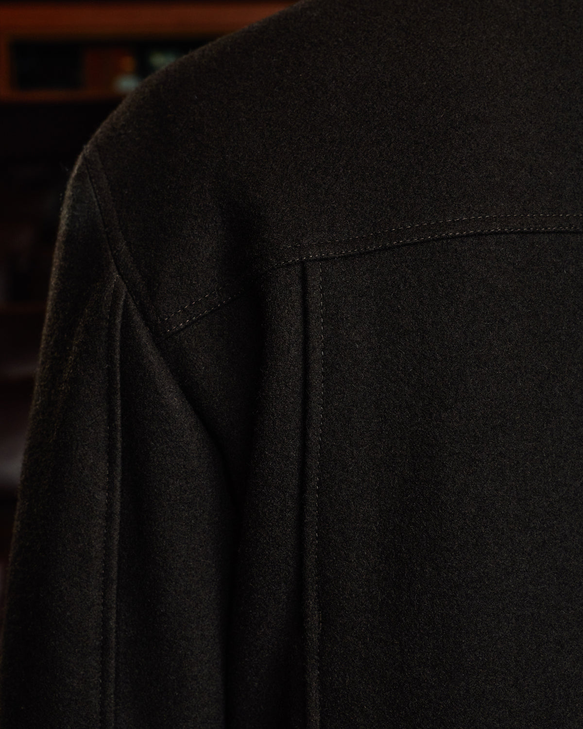 Braune Wolljacke