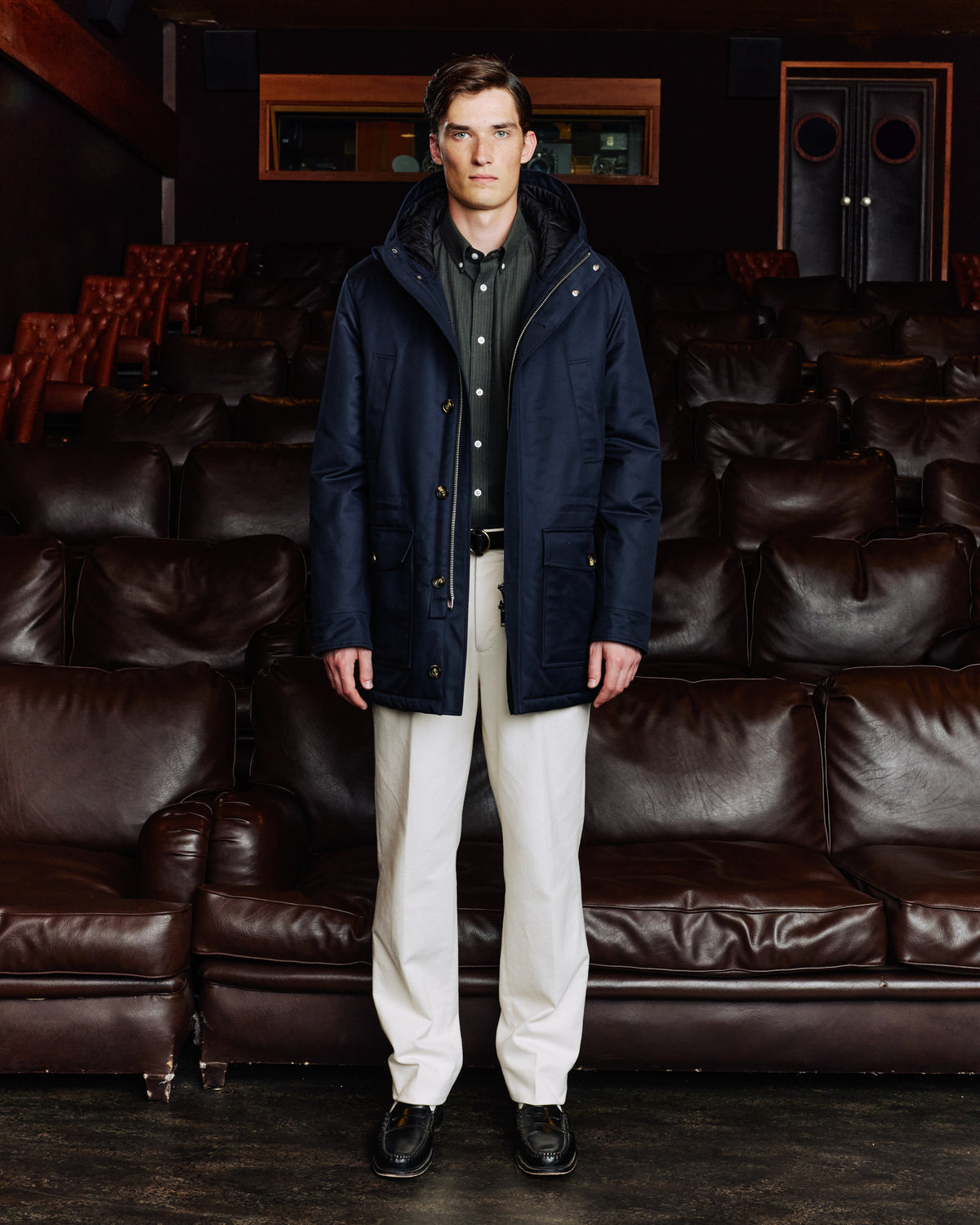 Marineblauer Parka aus 100% natürlicher Baumwolle