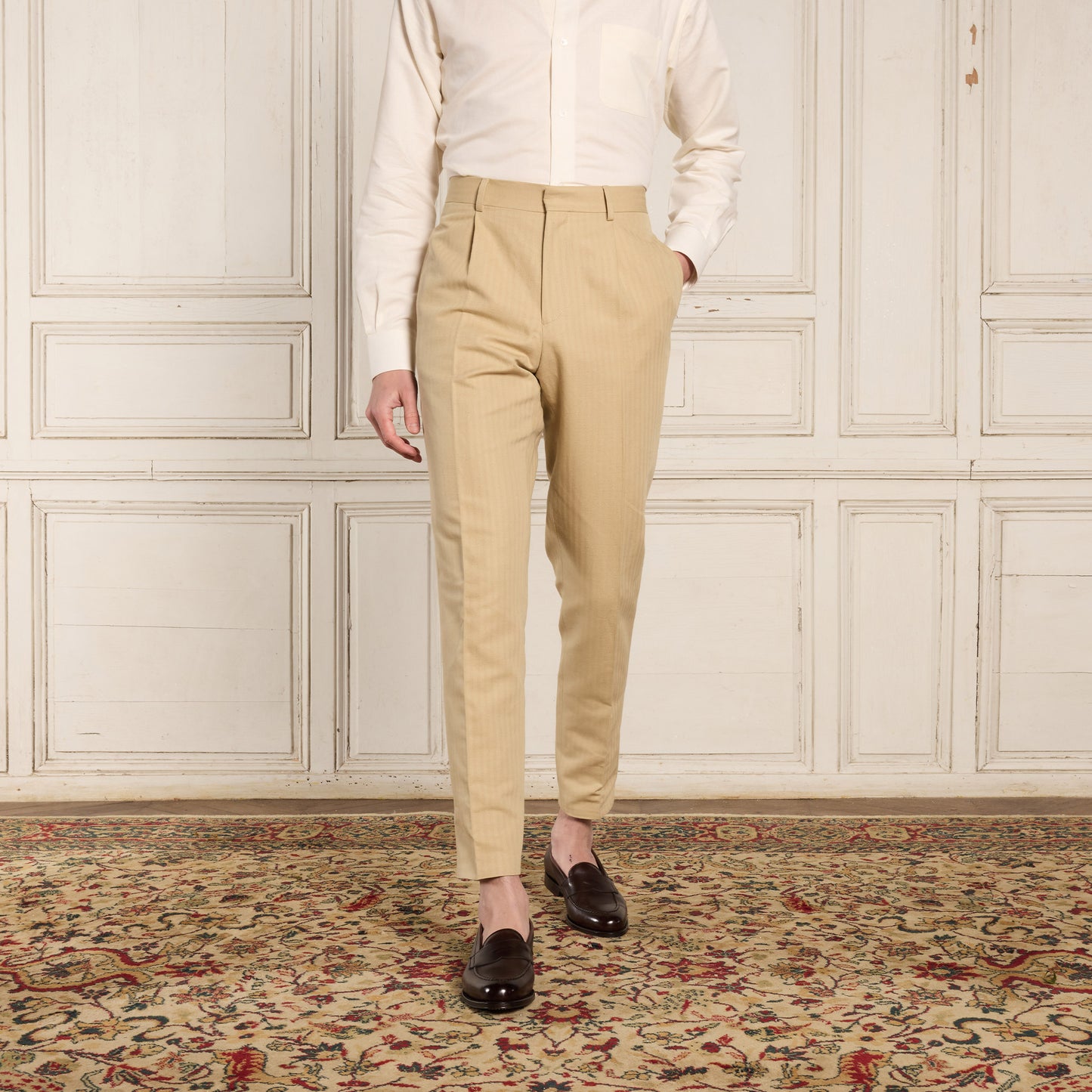 Pantalon à pince en coton et lin beige