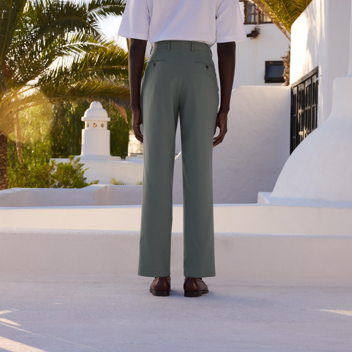 Pantalon à pinces en laine froide sauge