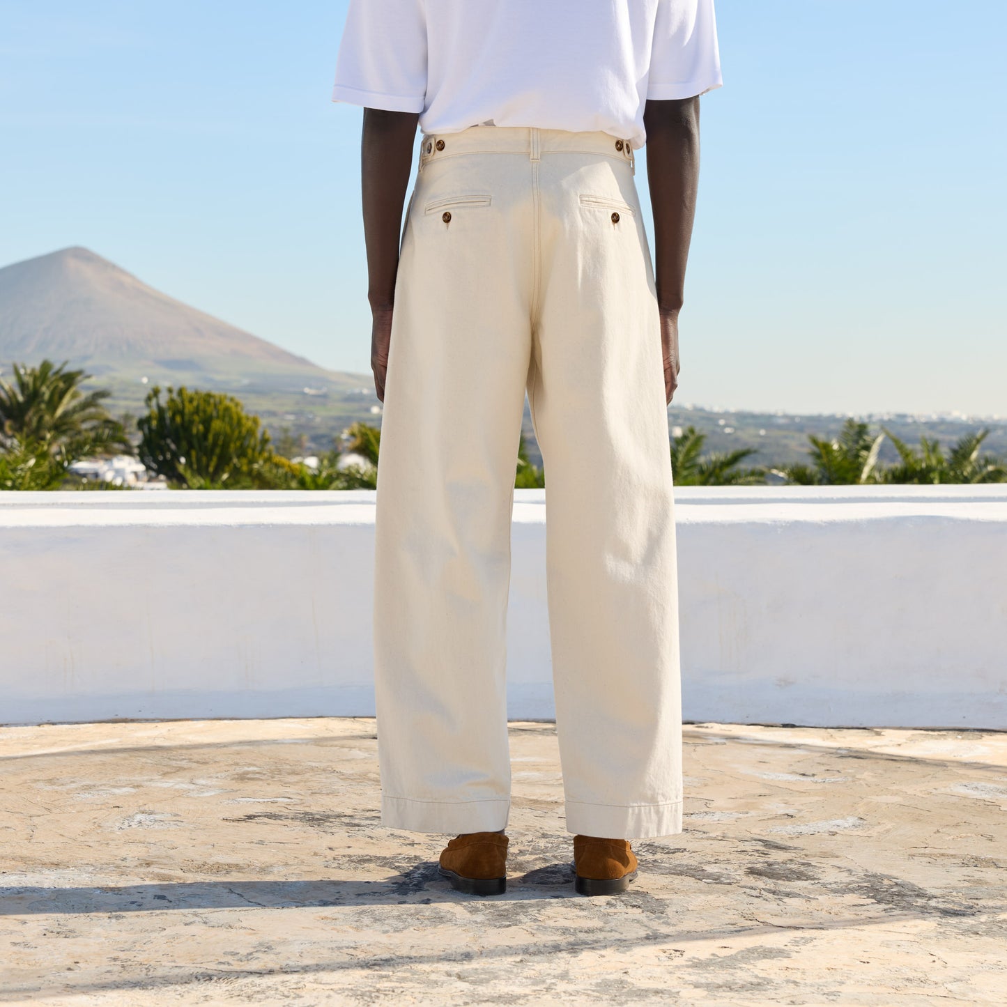 Wide-leg trousers in ecru denim
