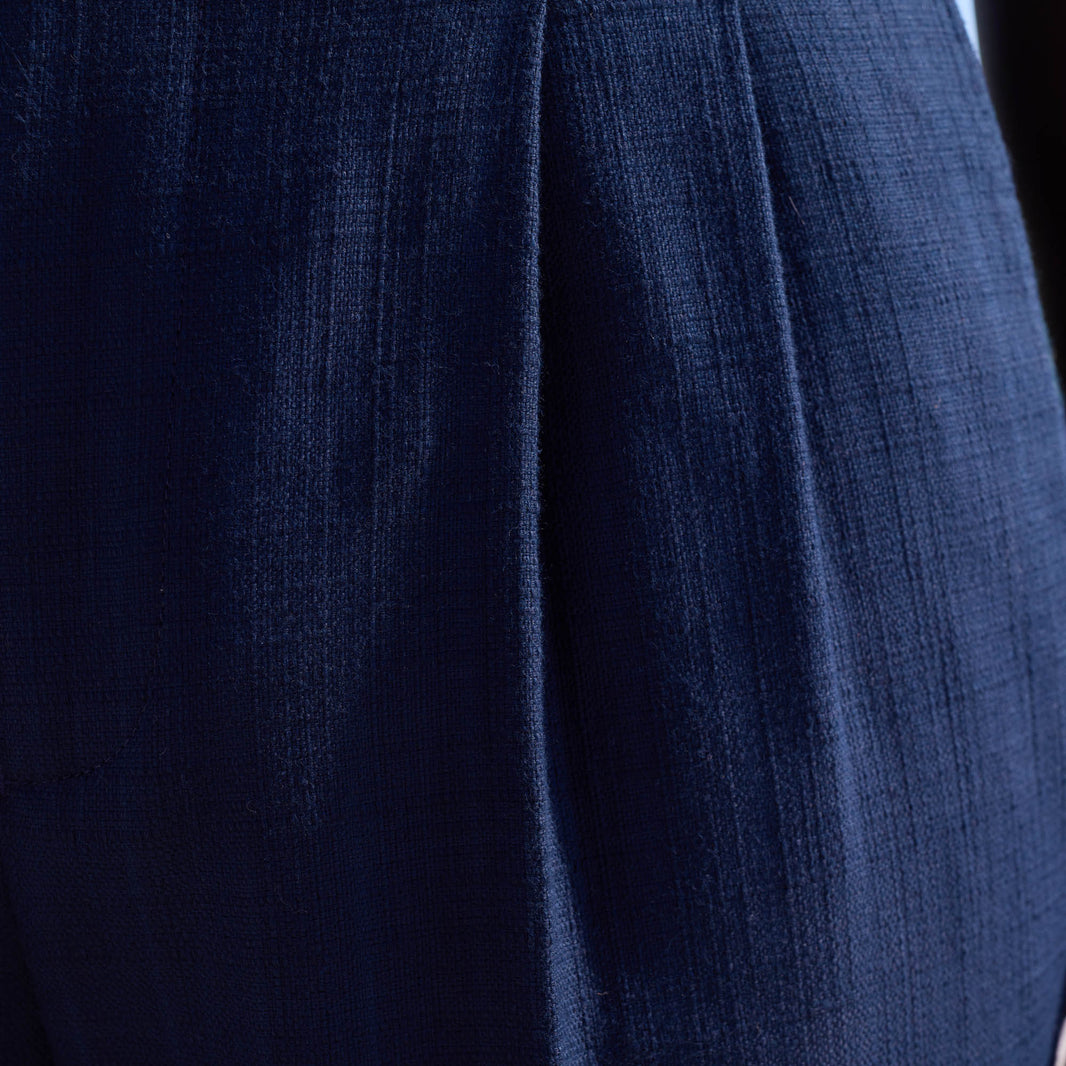 Pantalon à pinces en coton marine