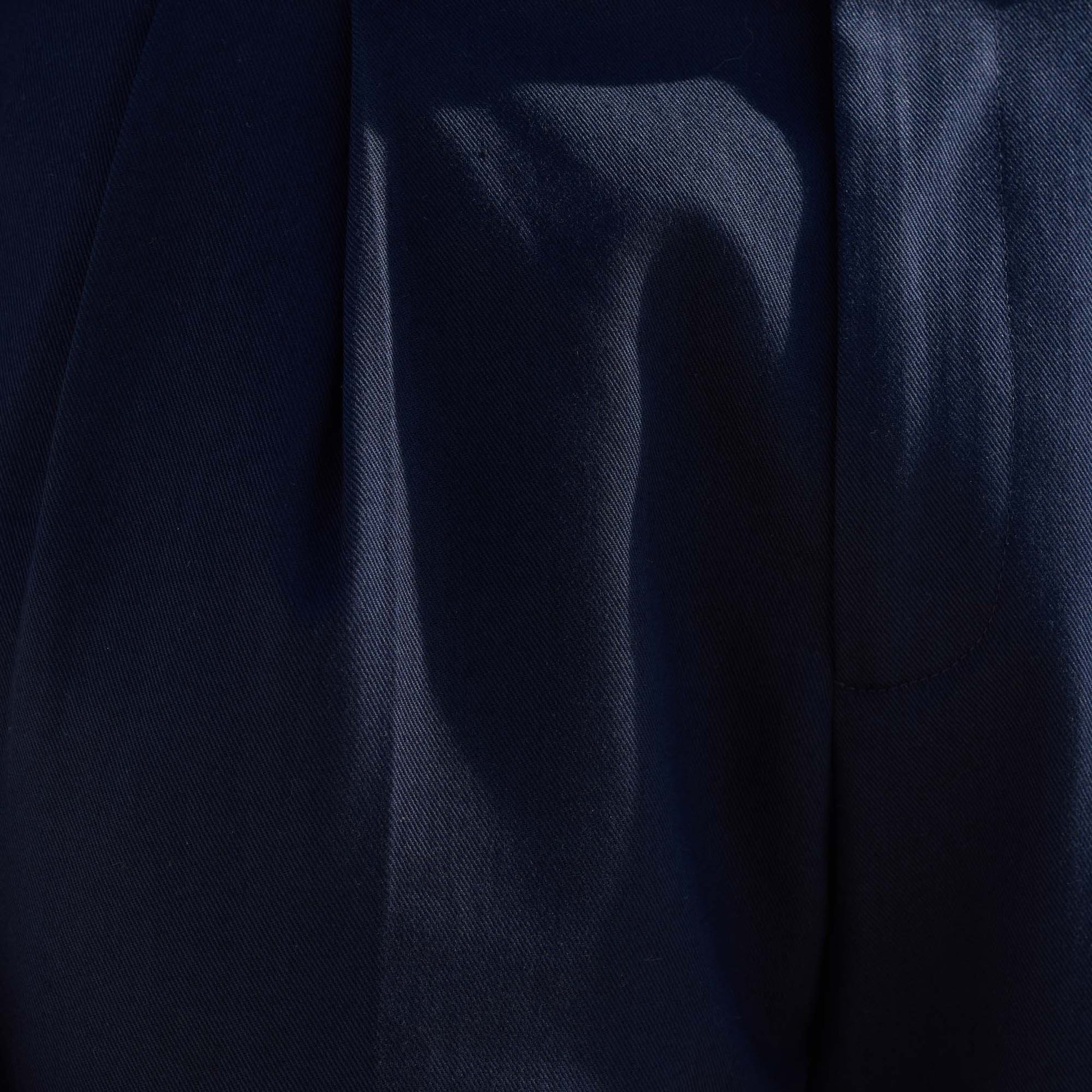 Pantalon à pinces en coton marine