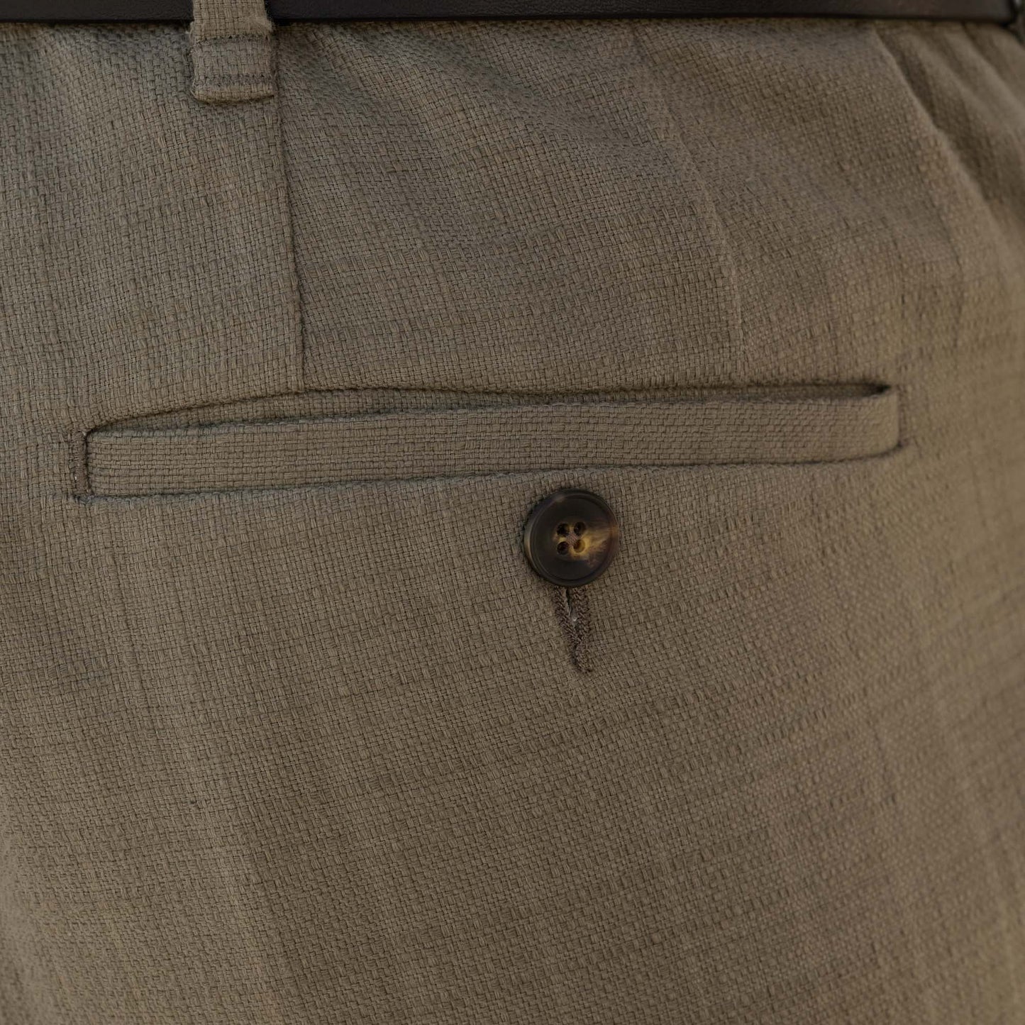 Brown pleated drop-loop trousers
