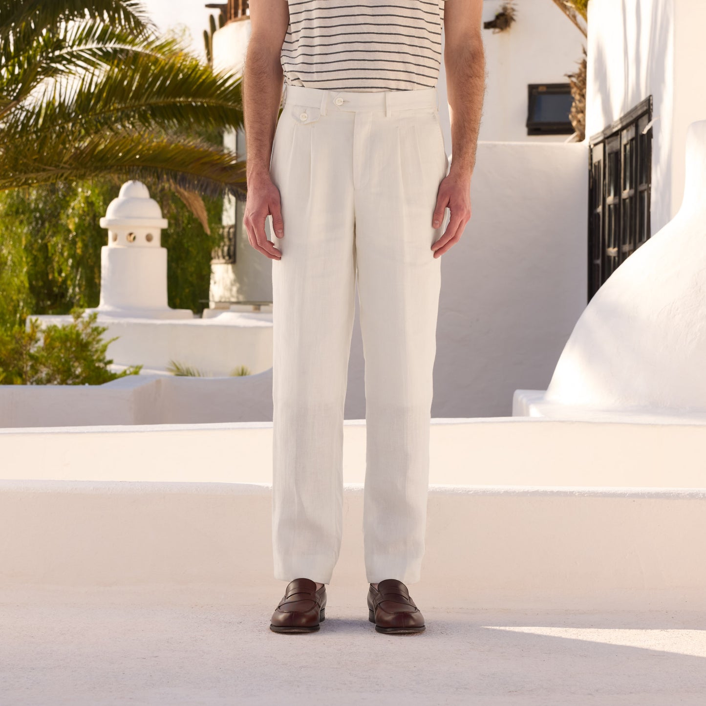 White linen and cotton pleated trousers