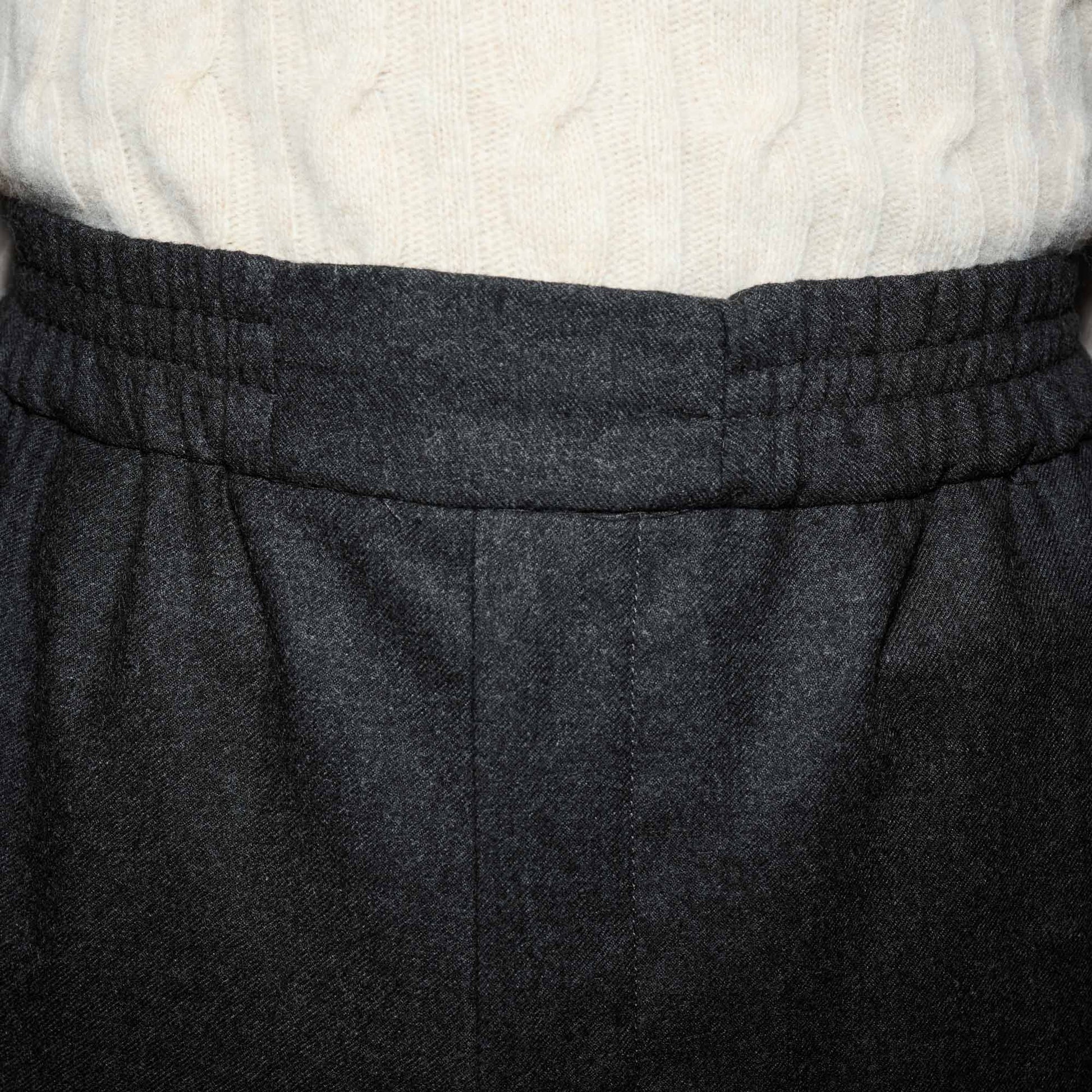 Pantalon à ceinture élastiquée en flanelle de laine grise