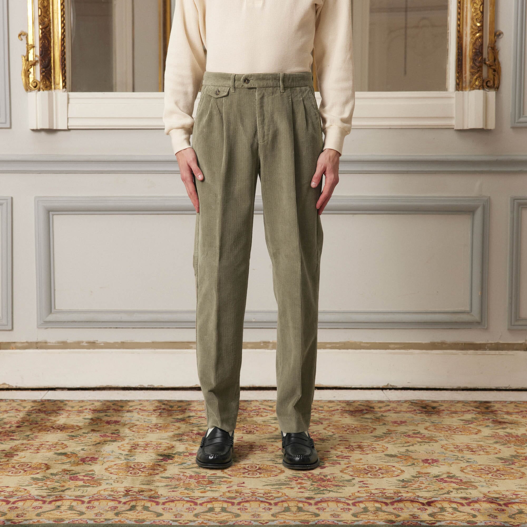 Double pleated sage green corduroy trousers Hast Paris